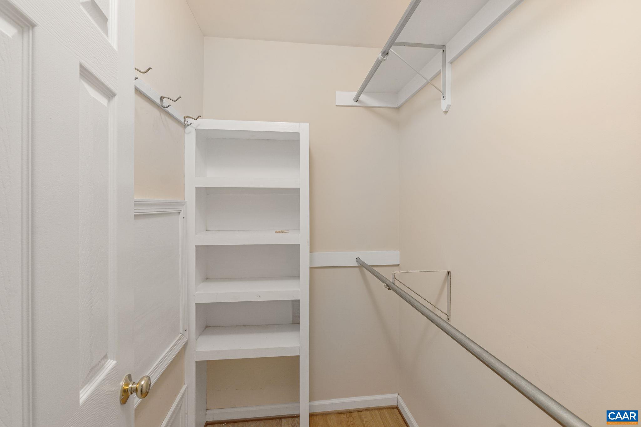 LAKE MONTICELLO - Residential