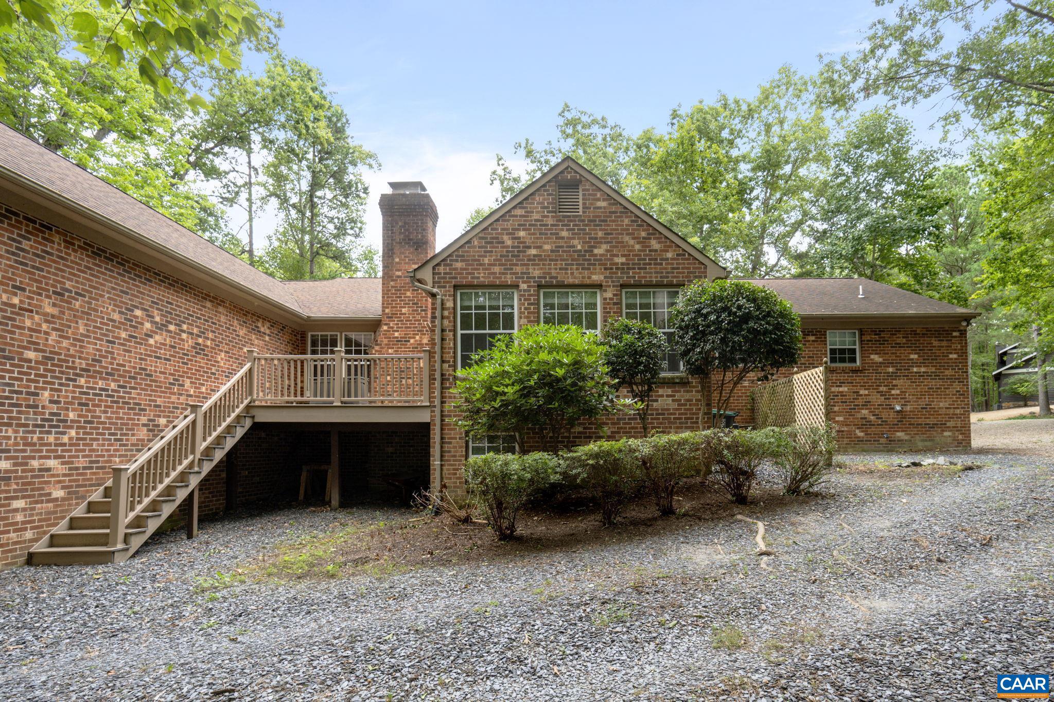 LAKE MONTICELLO - Residential