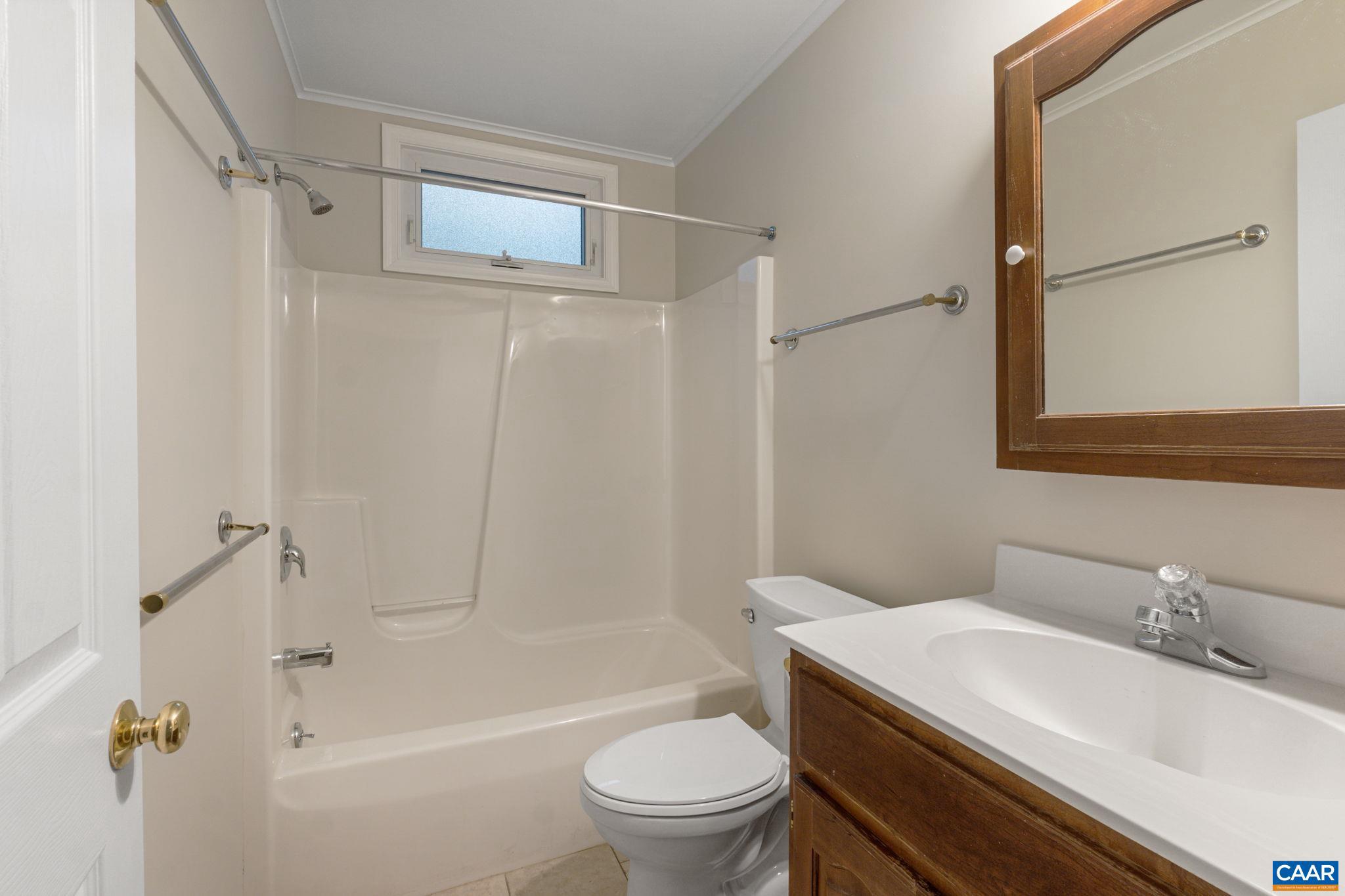 LAKE MONTICELLO - Residential