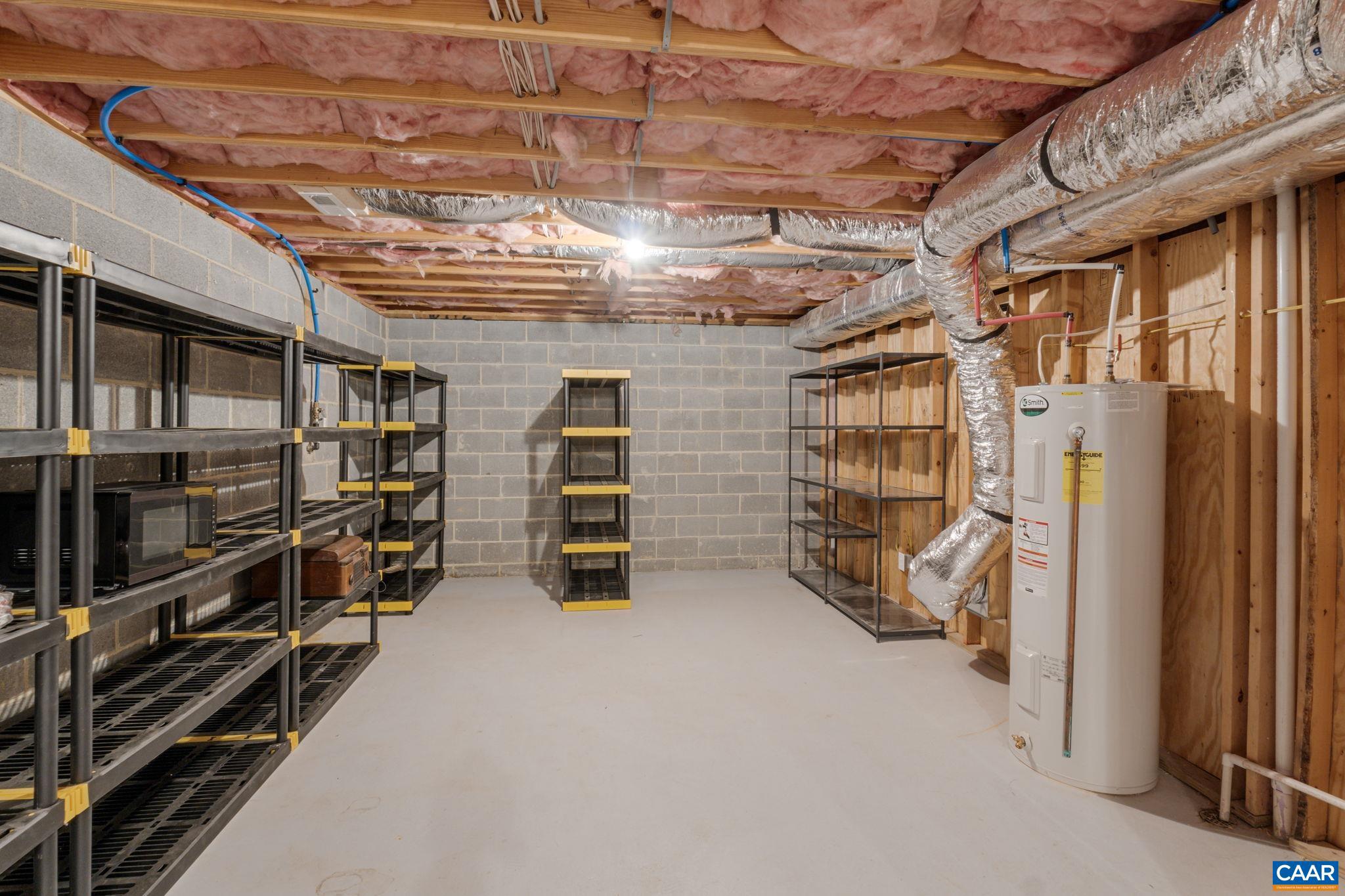 LAKE MONTICELLO - Residential