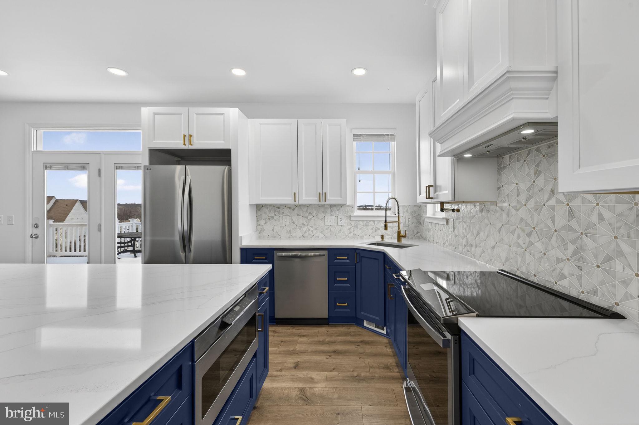 ELYSIAN HEIGHTS - Residential