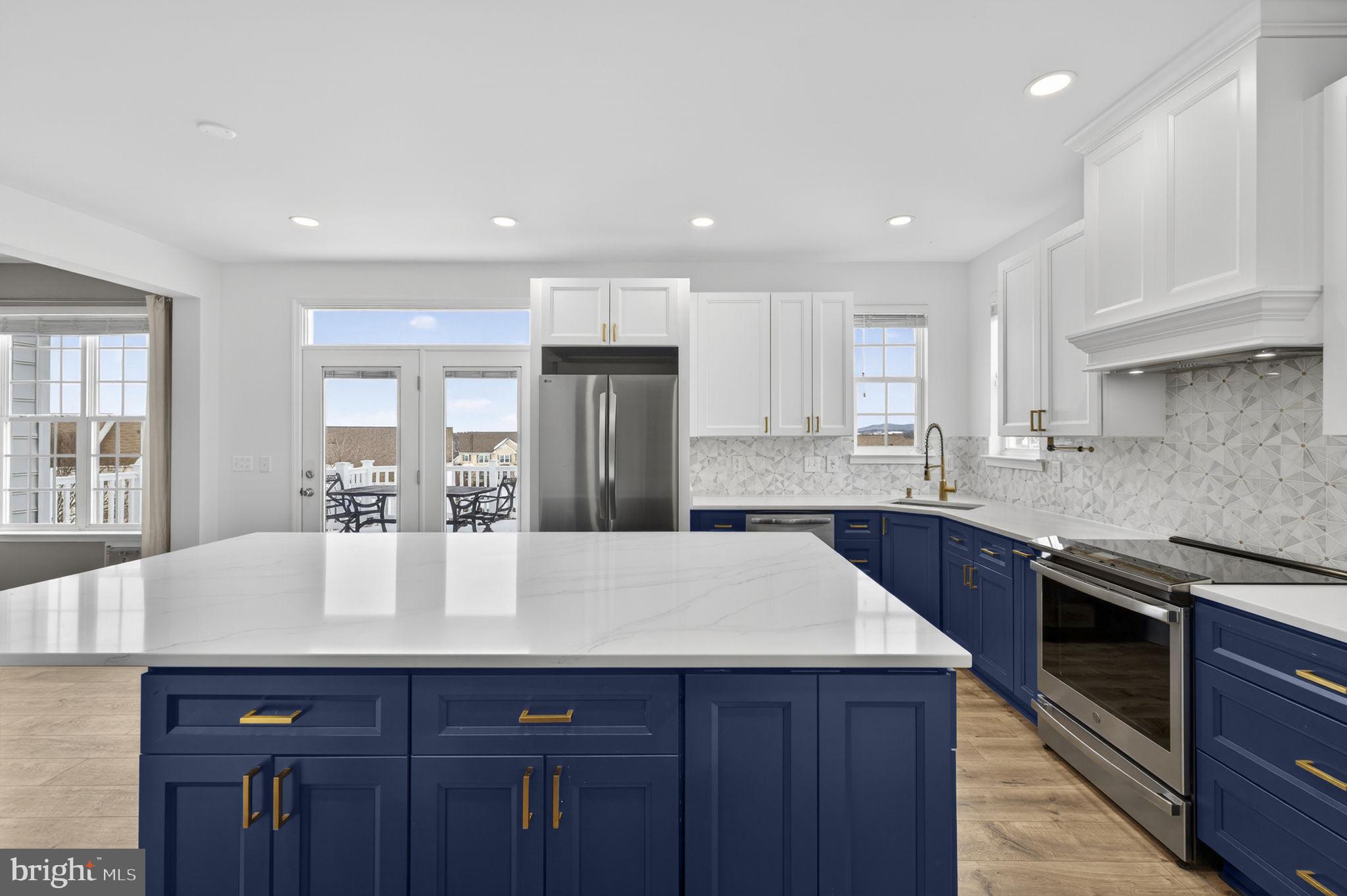 ELYSIAN HEIGHTS - Residential