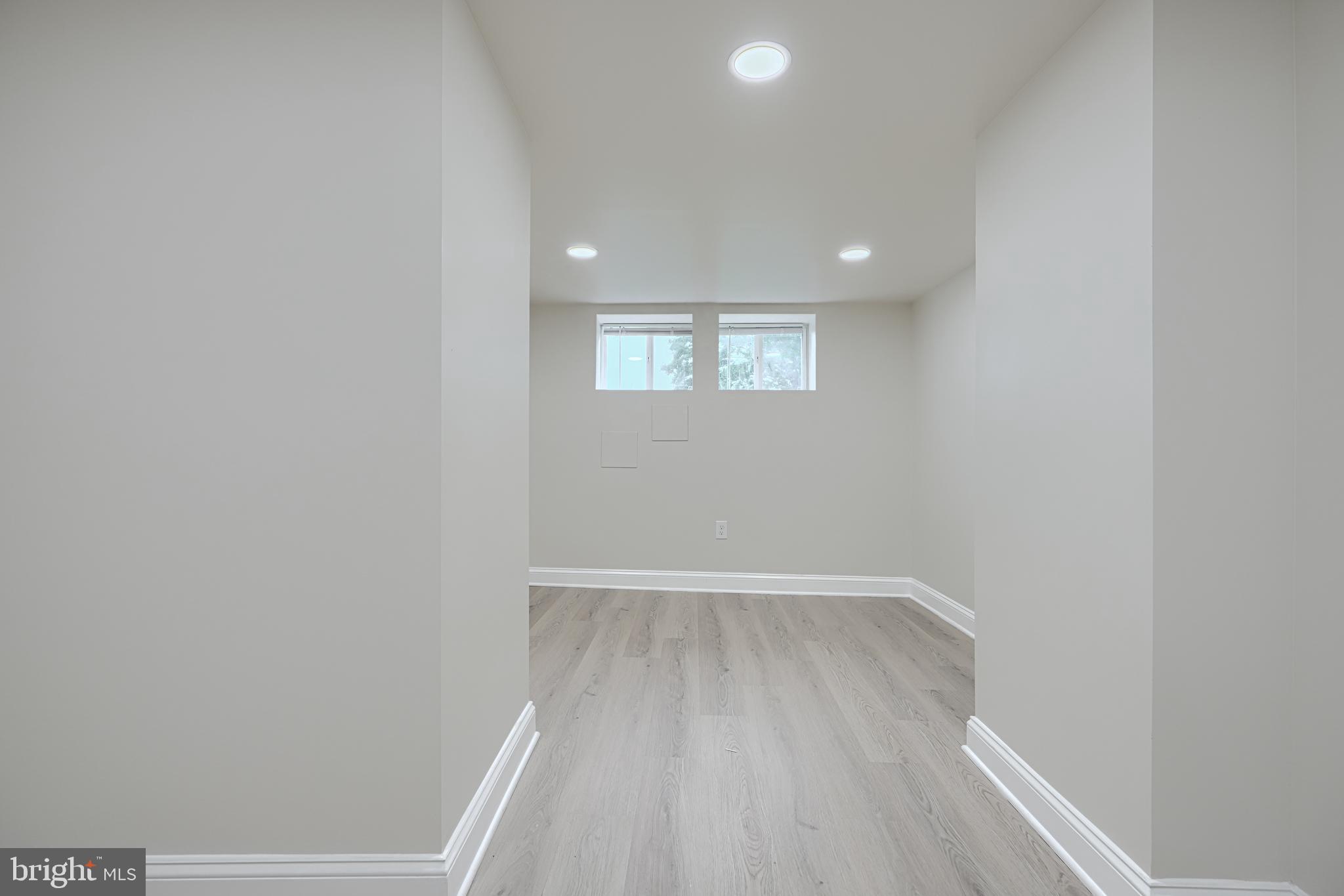 WAVERLY - Residential