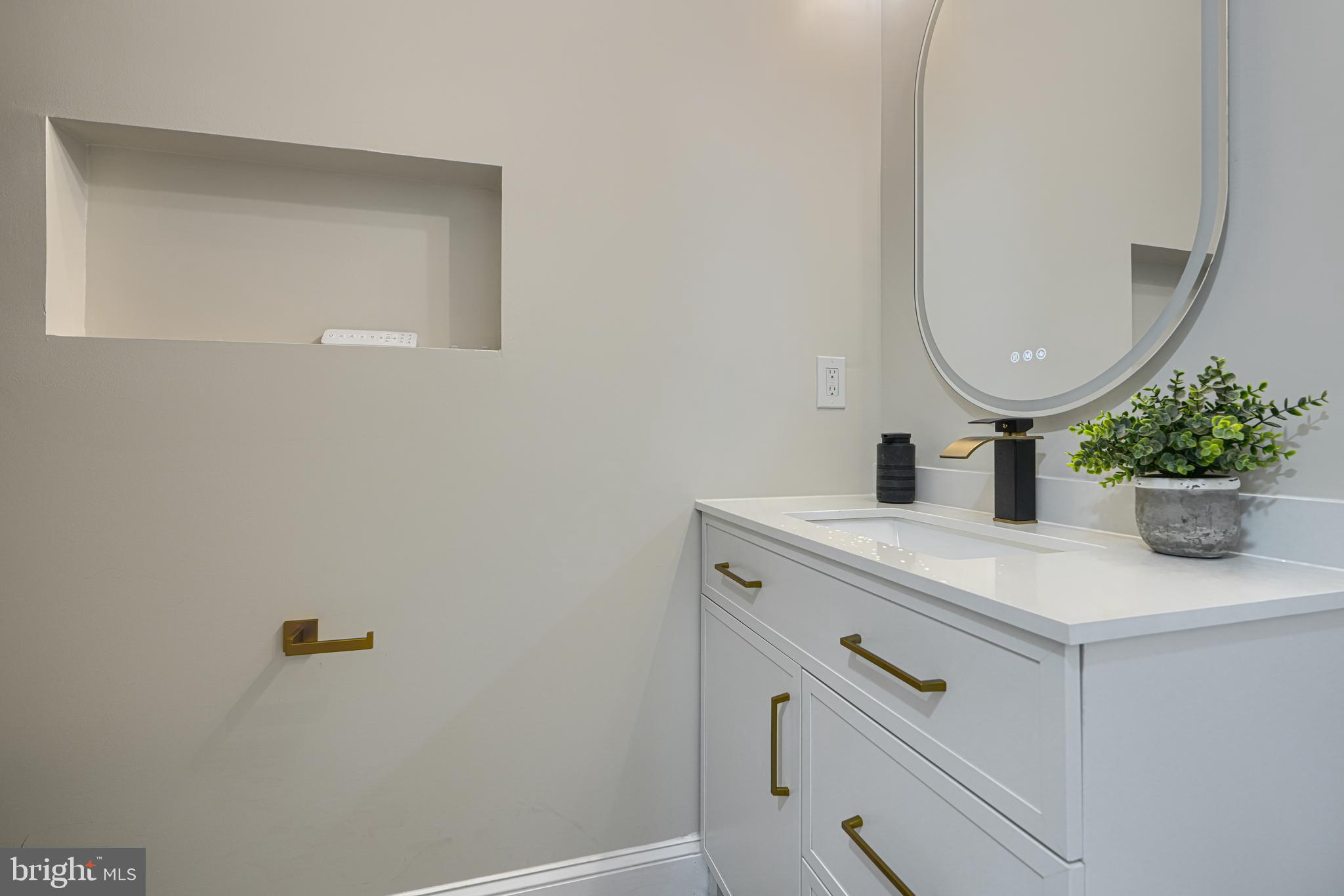 WAVERLY - Residential