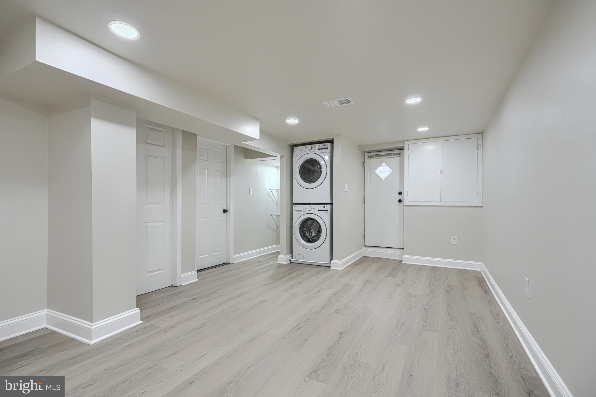 WAVERLY - Residential