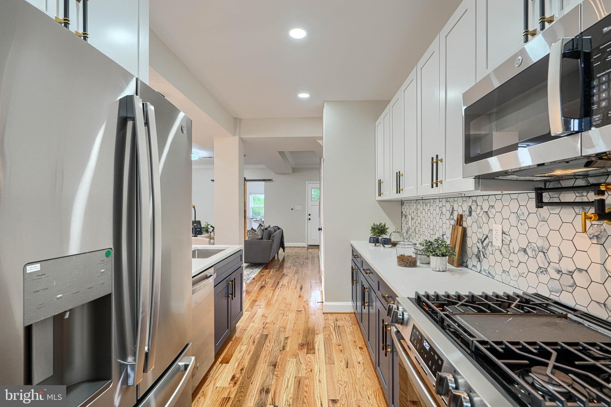 WAVERLY - Residential