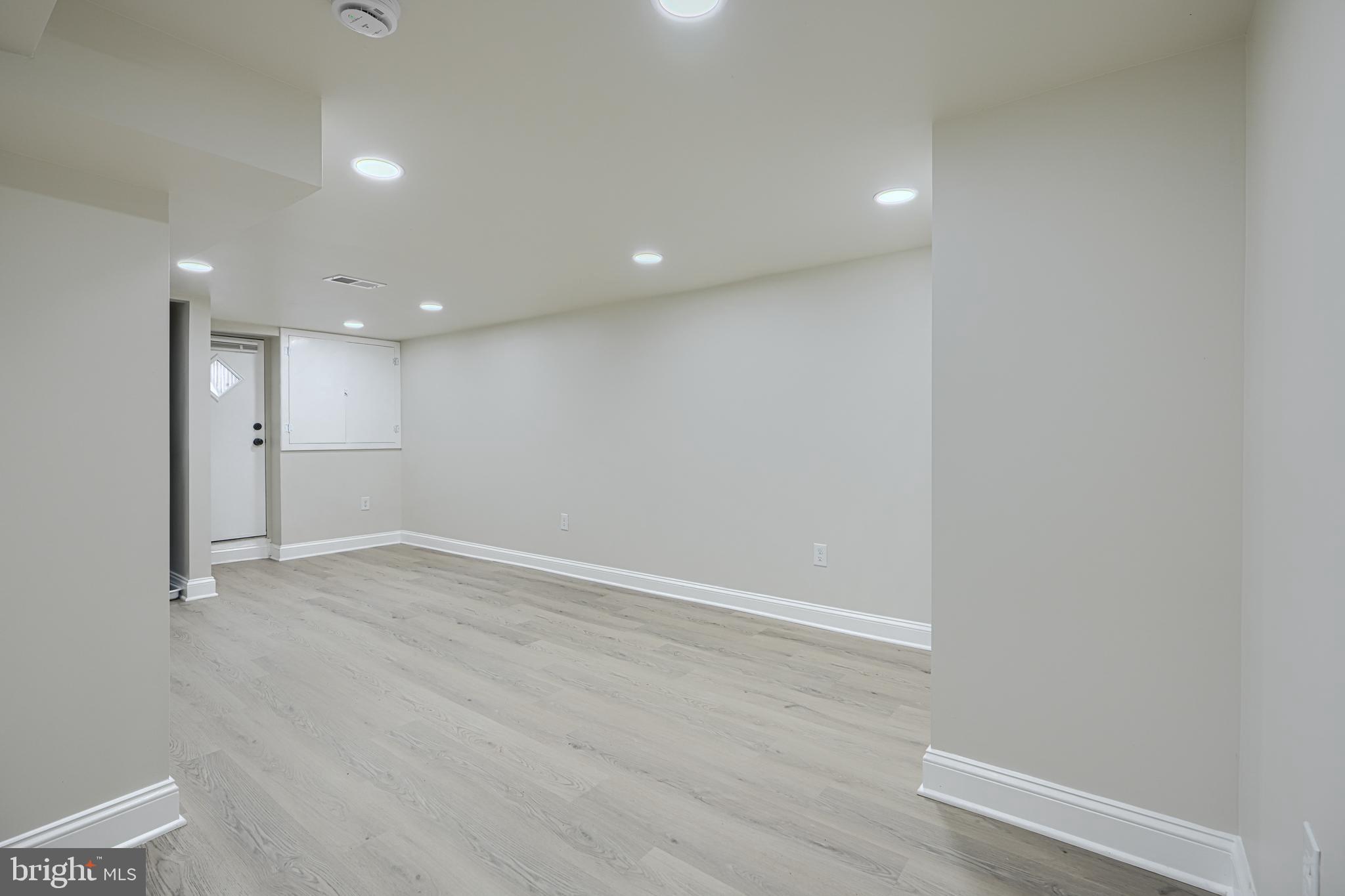 WAVERLY - Residential