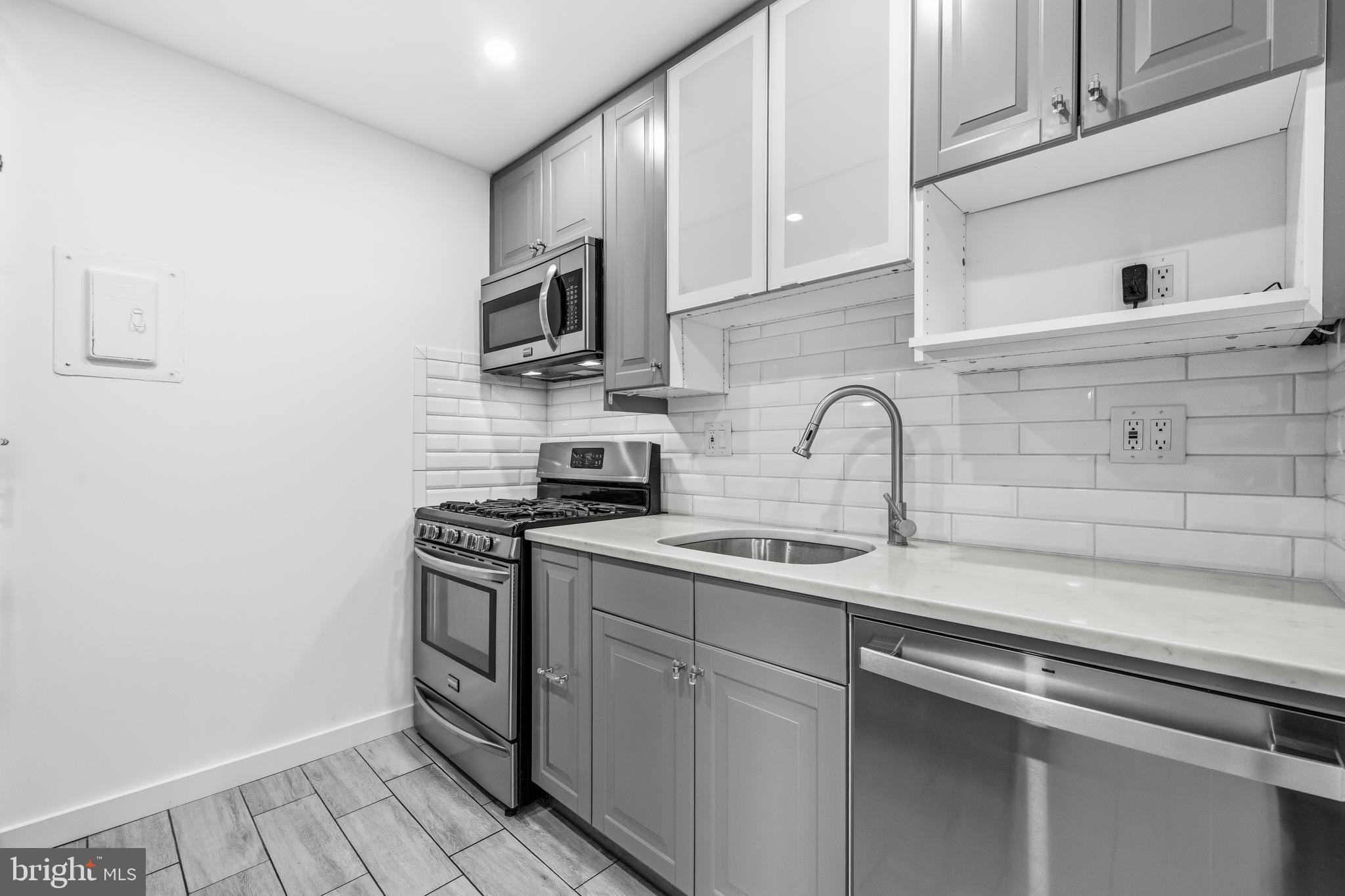 WALNUT GROVE - Residential