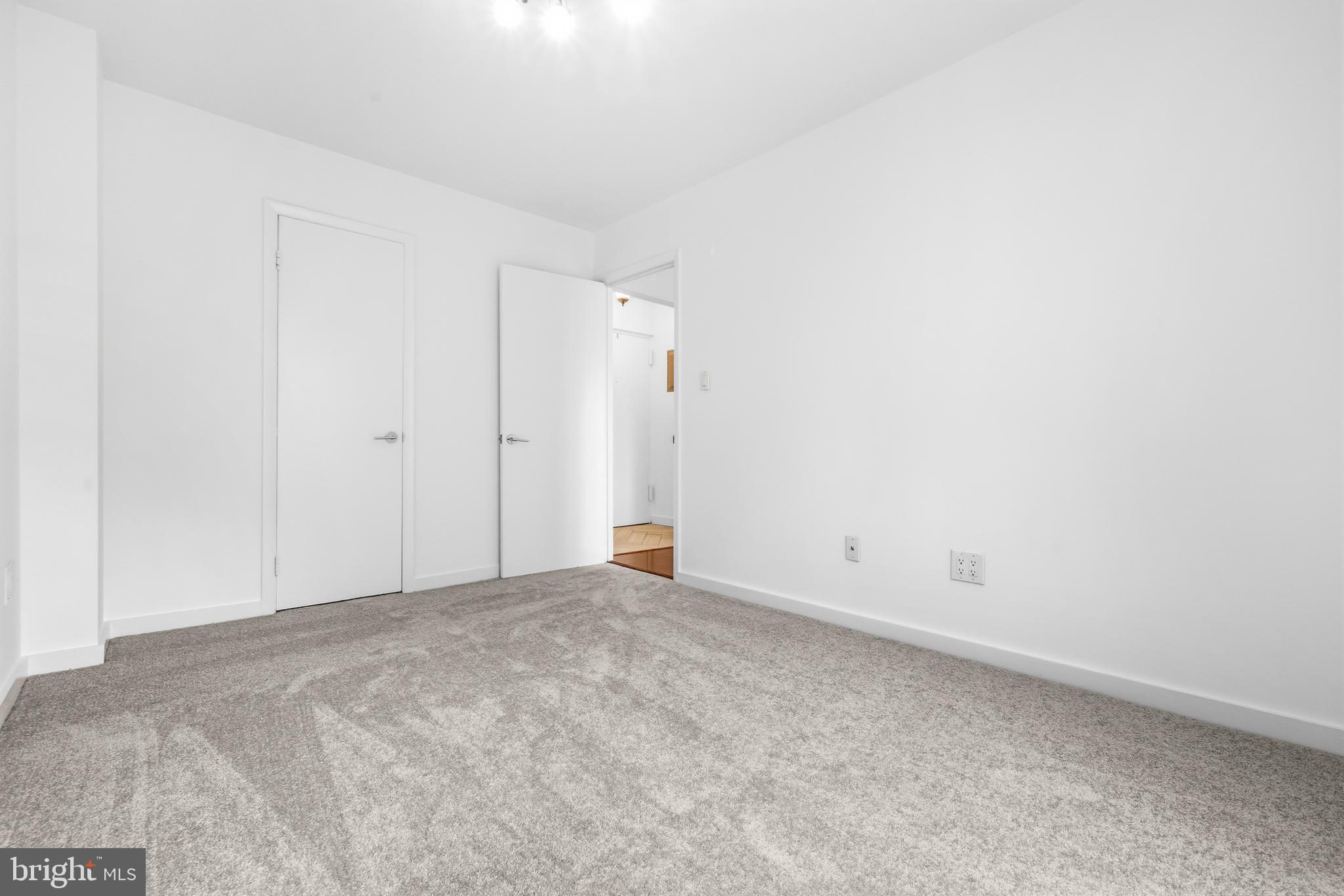 WALNUT GROVE - Residential