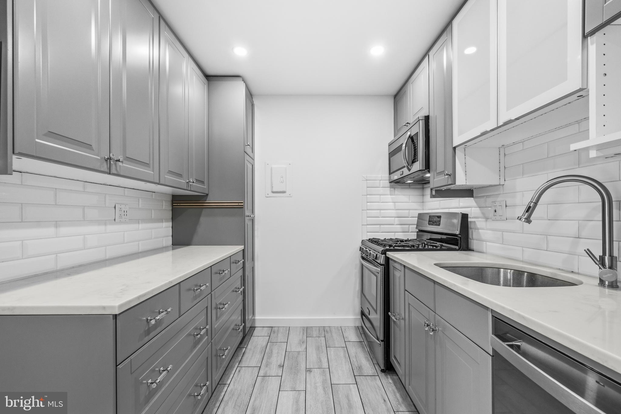 WALNUT GROVE - Residential