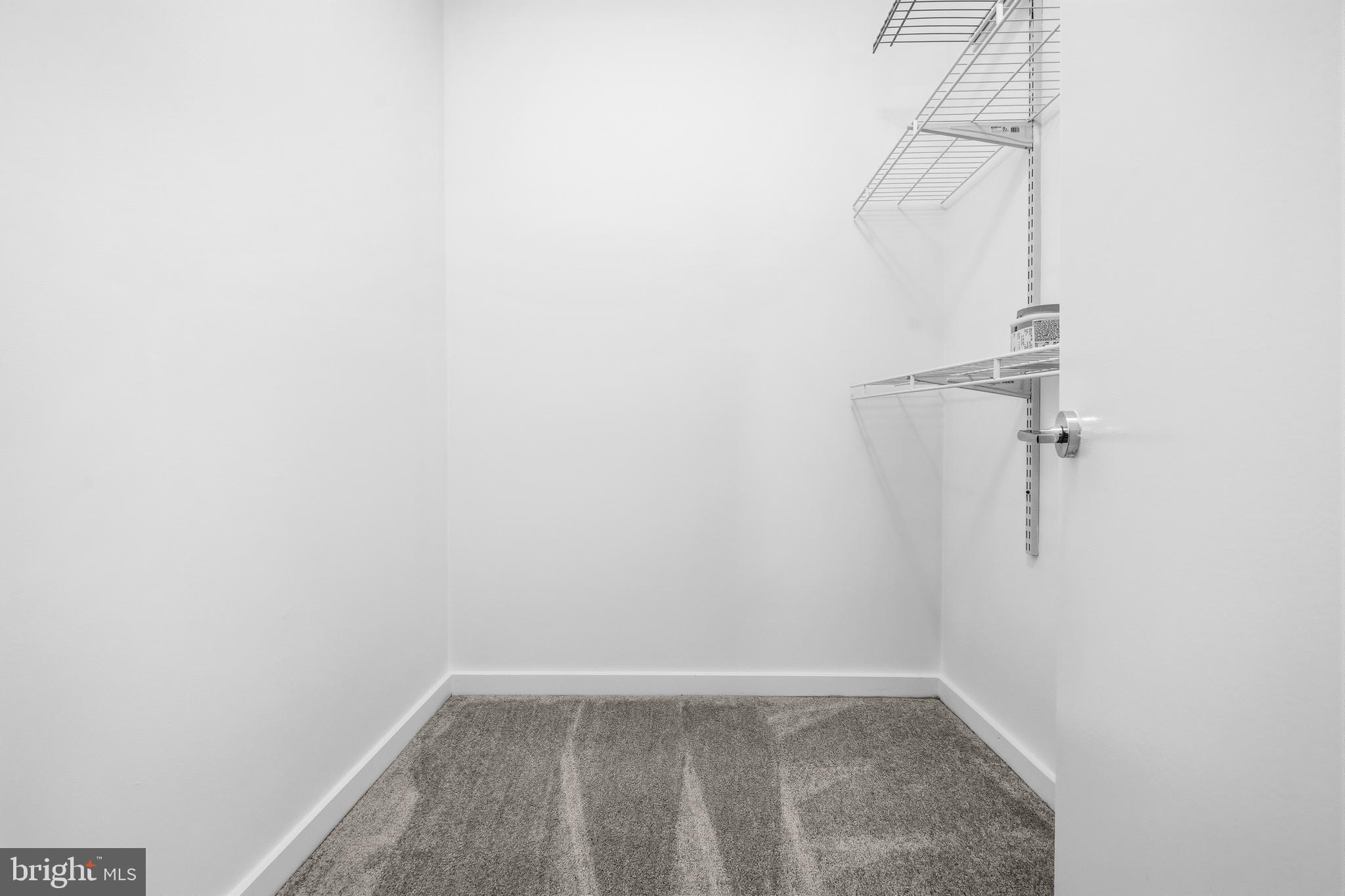 WALNUT GROVE - Residential