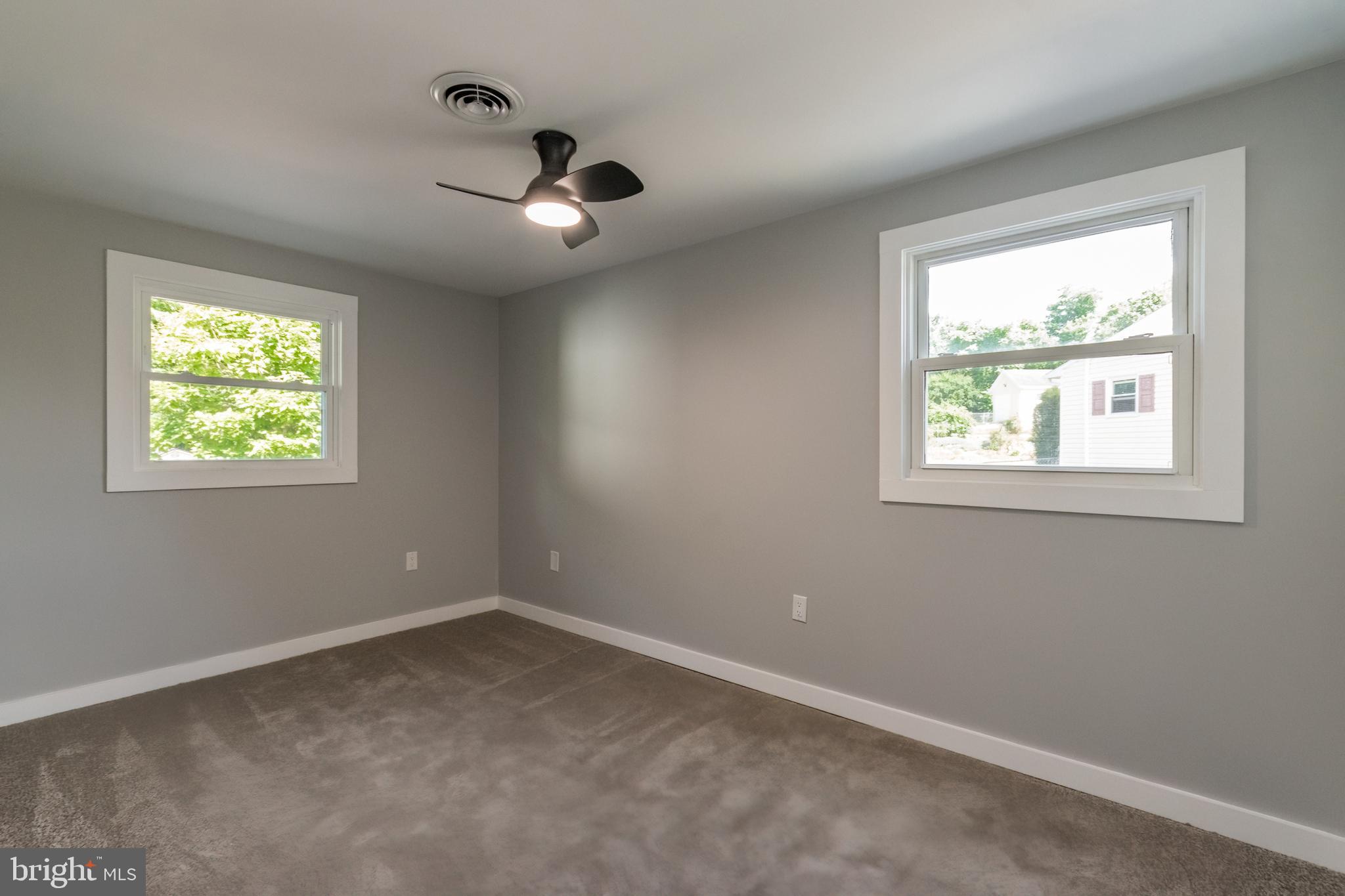 MEADOWBROOK - Residential