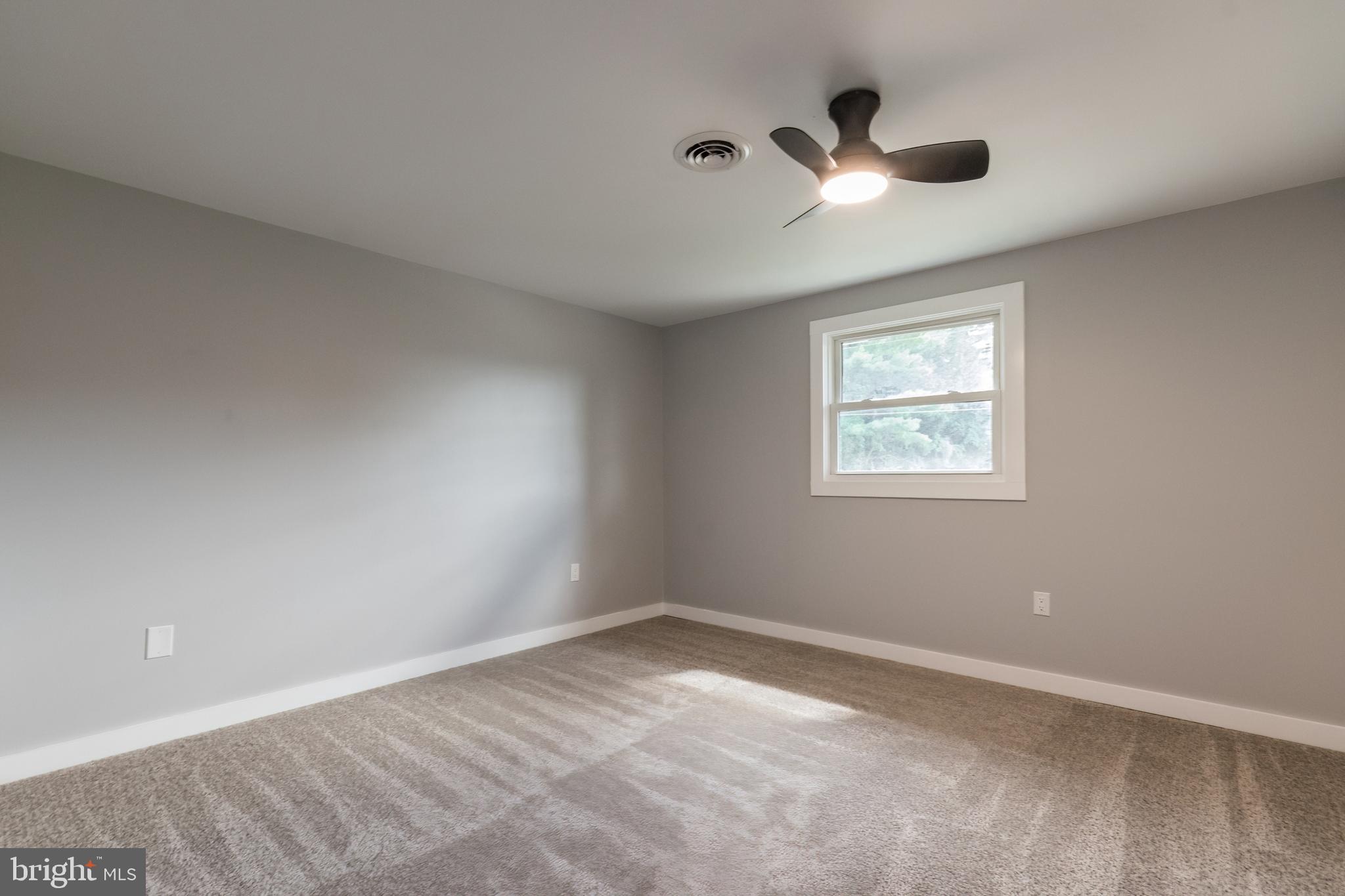 MEADOWBROOK - Residential