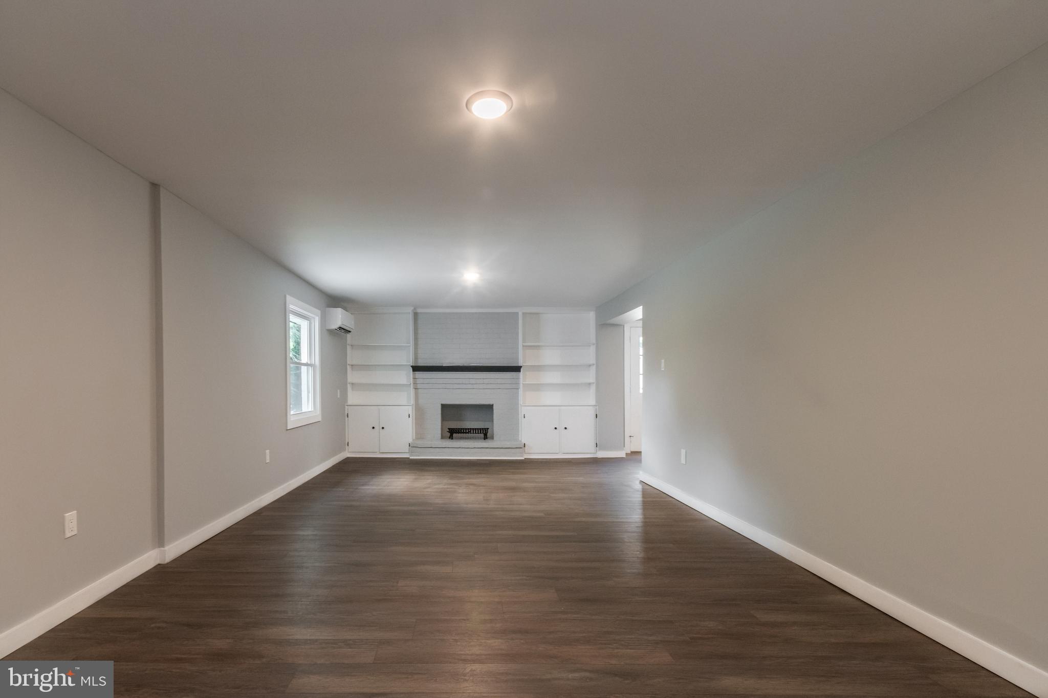 MEADOWBROOK - Residential