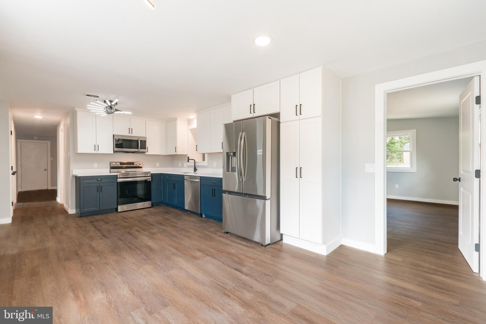 MEADOWBROOK - Residential