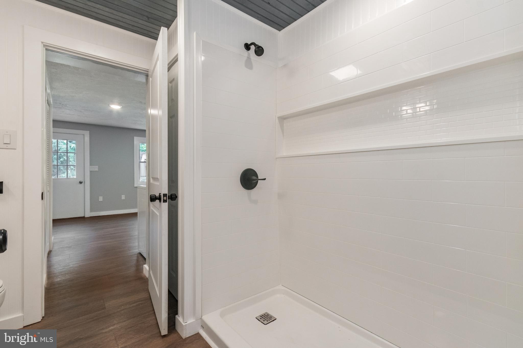 MEADOWBROOK - Residential