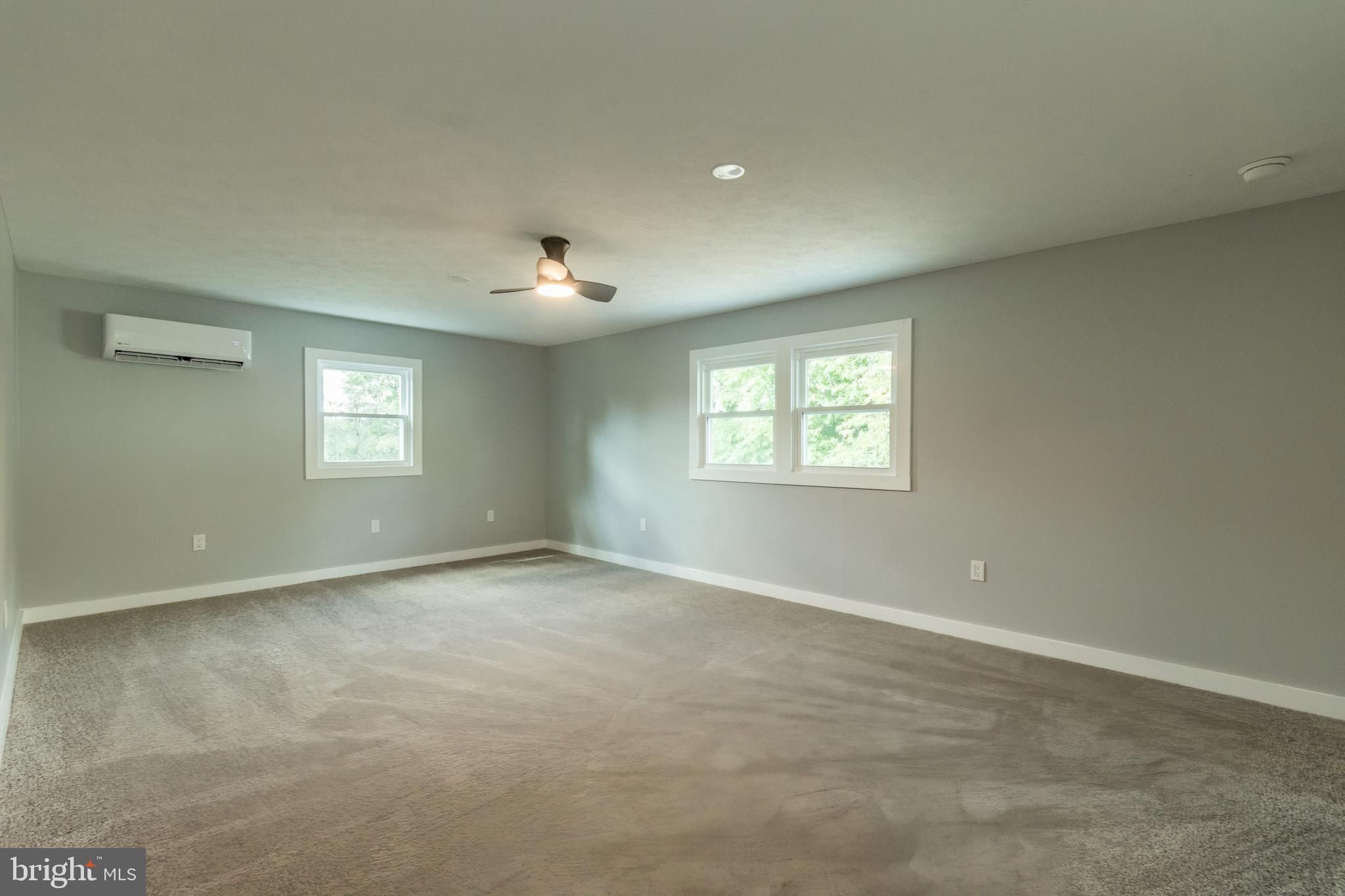 MEADOWBROOK - Residential