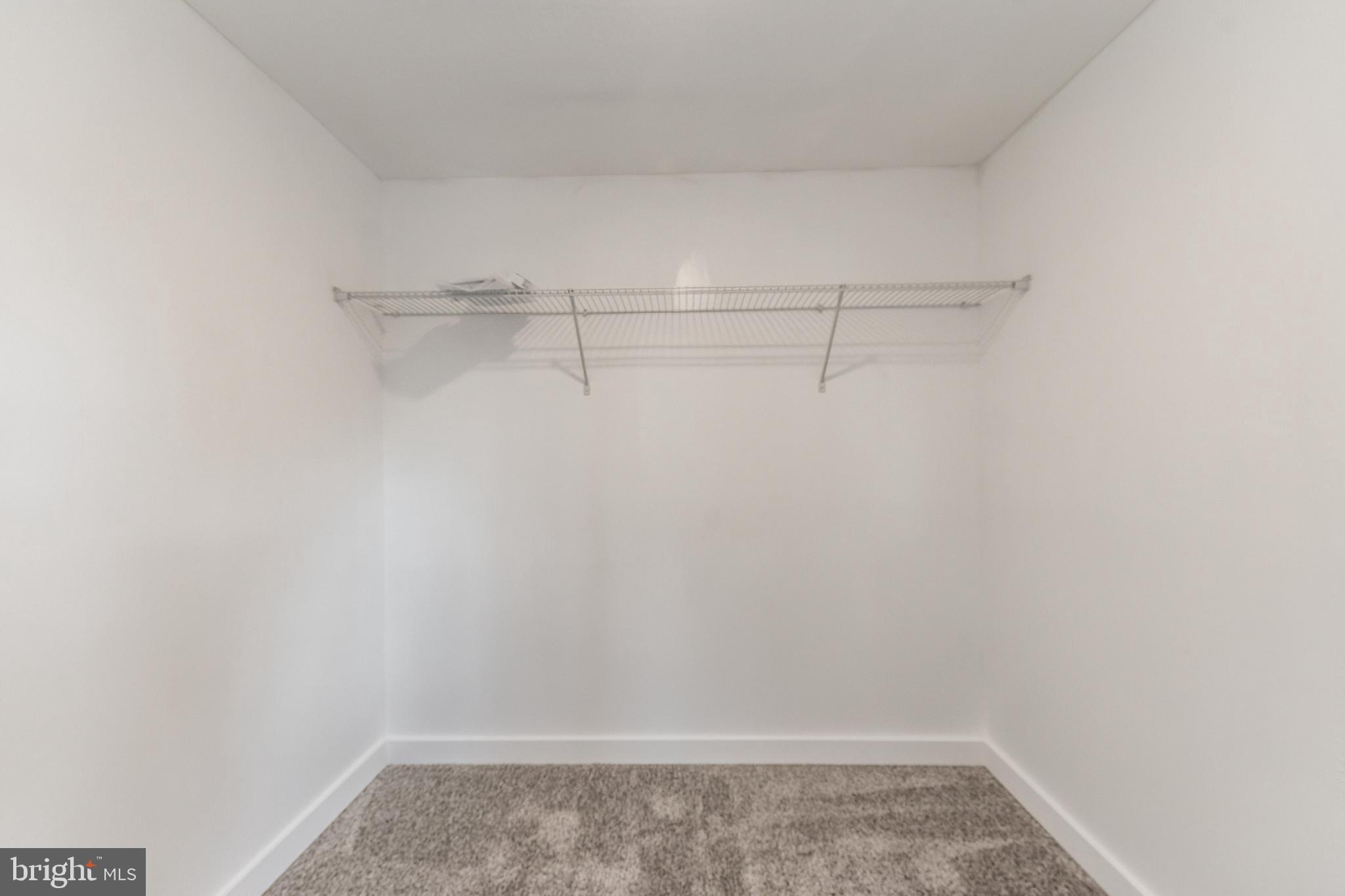 MEADOWBROOK - Residential