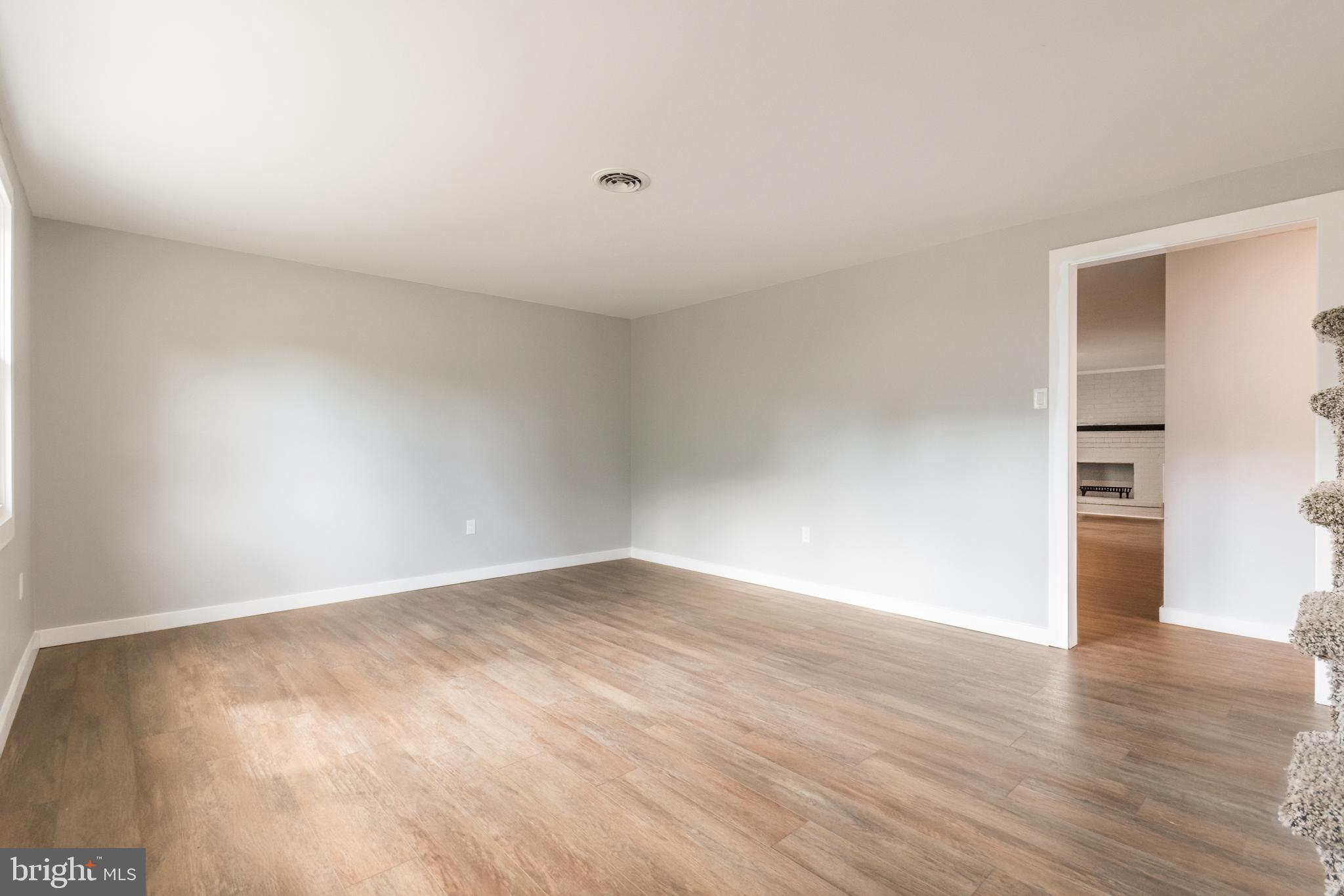 MEADOWBROOK - Residential