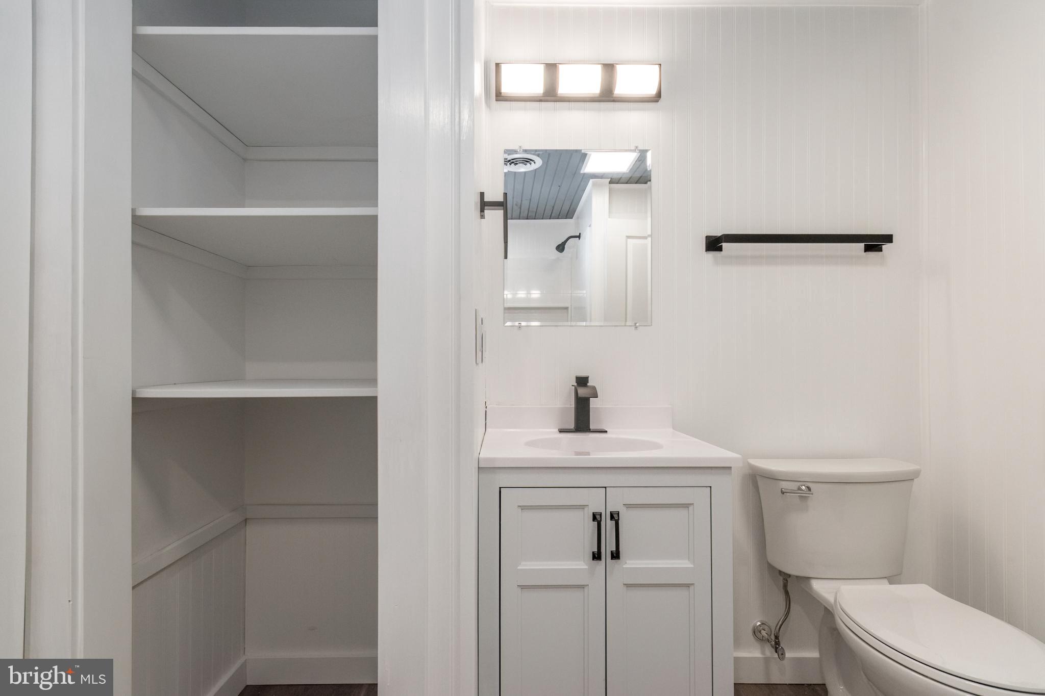 MEADOWBROOK - Residential