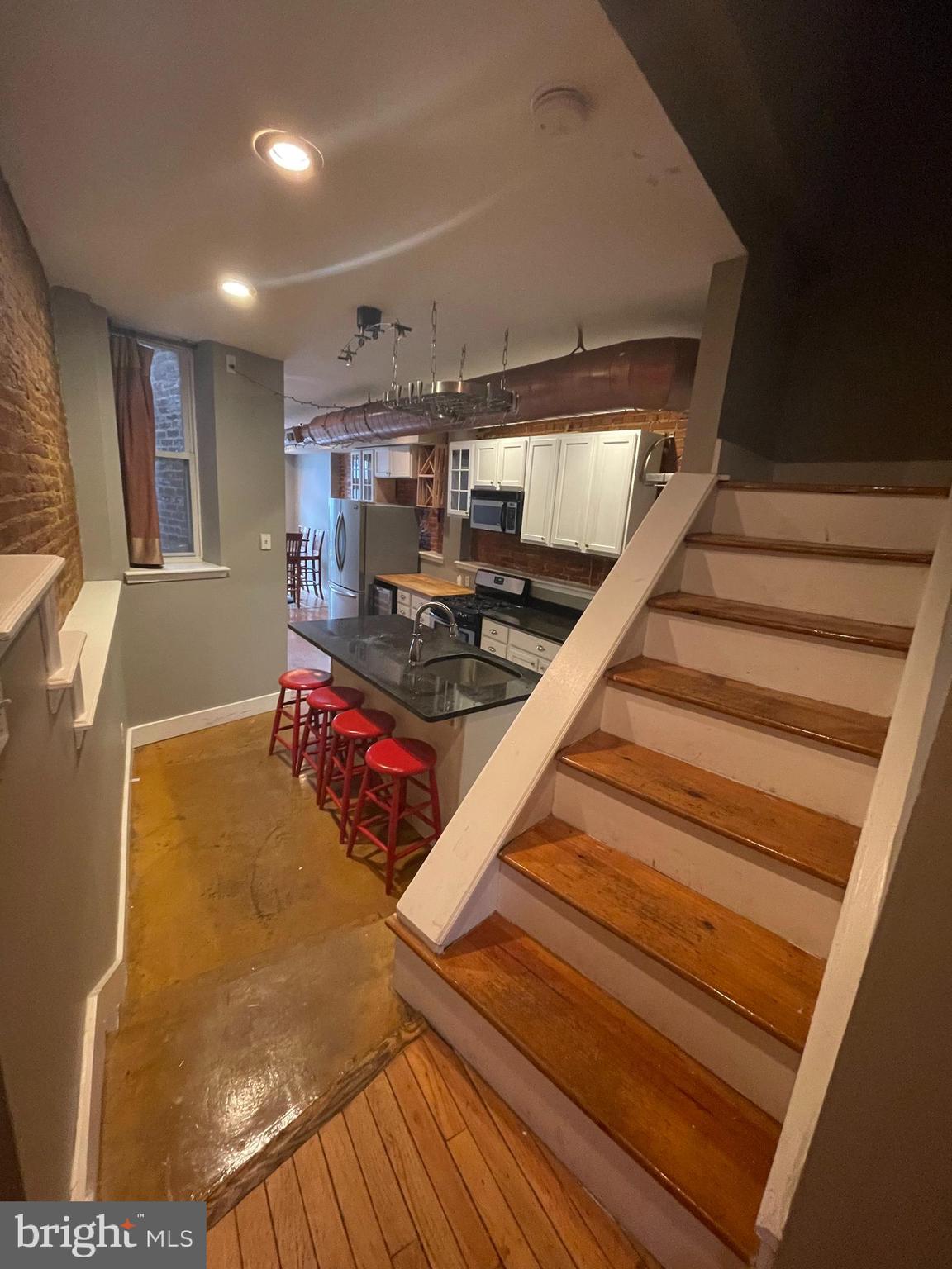 FEDERAL HILL HISTORIC DISTRICT - Residential Lease