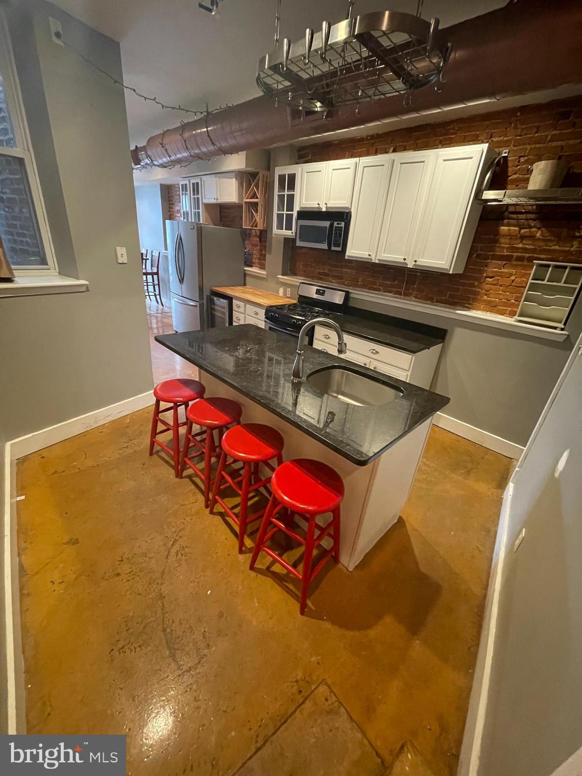 FEDERAL HILL HISTORIC DISTRICT - Residential Lease