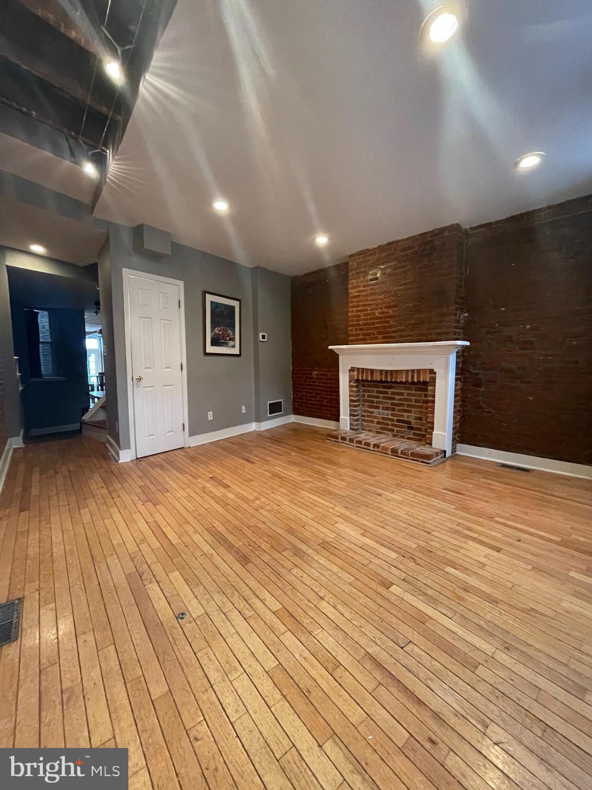 FEDERAL HILL HISTORIC DISTRICT - Residential Lease