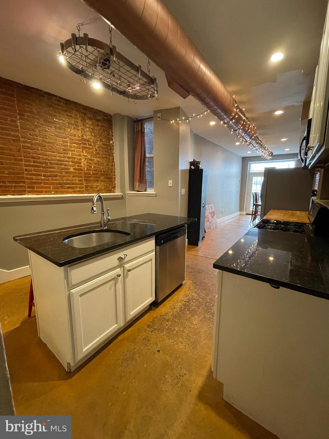 FEDERAL HILL HISTORIC DISTRICT - Residential Lease