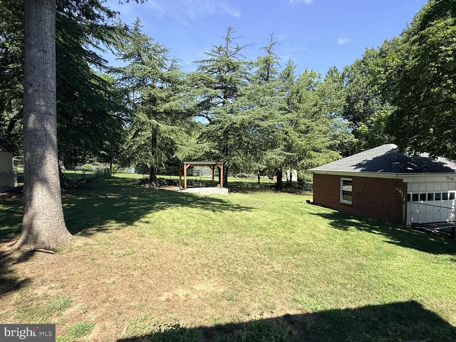 11308 CEDAR LANE