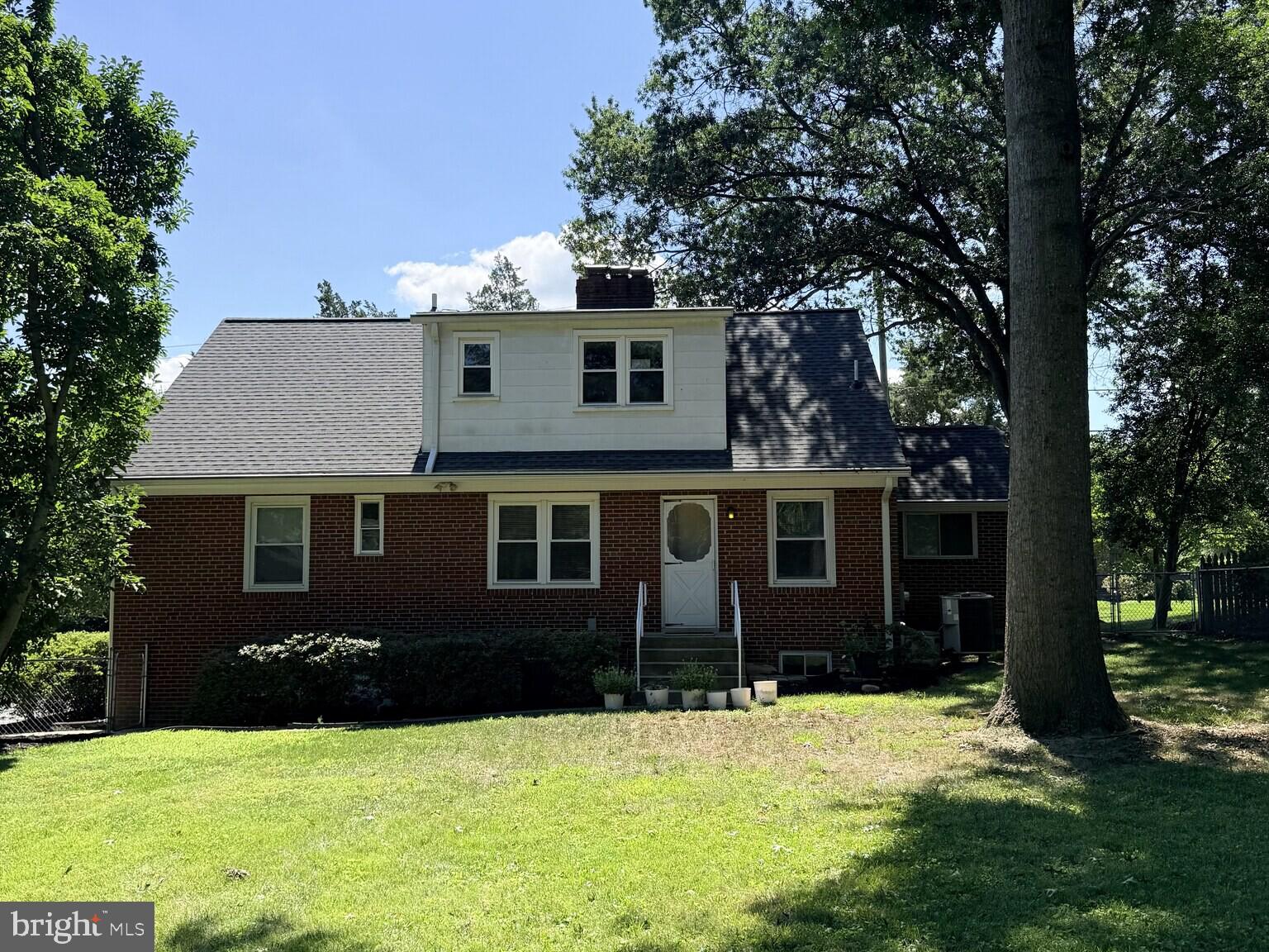 11308 CEDAR LANE