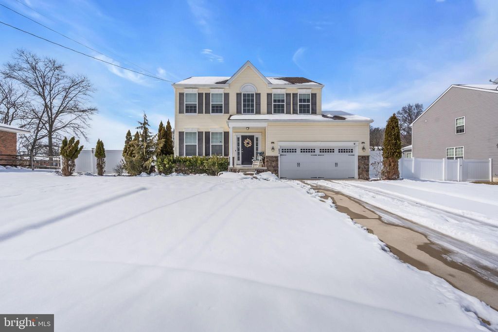 Photo of 81 N Locust Avenue, MARLTON, NJ 08053 (MLS # NJBL2106672)