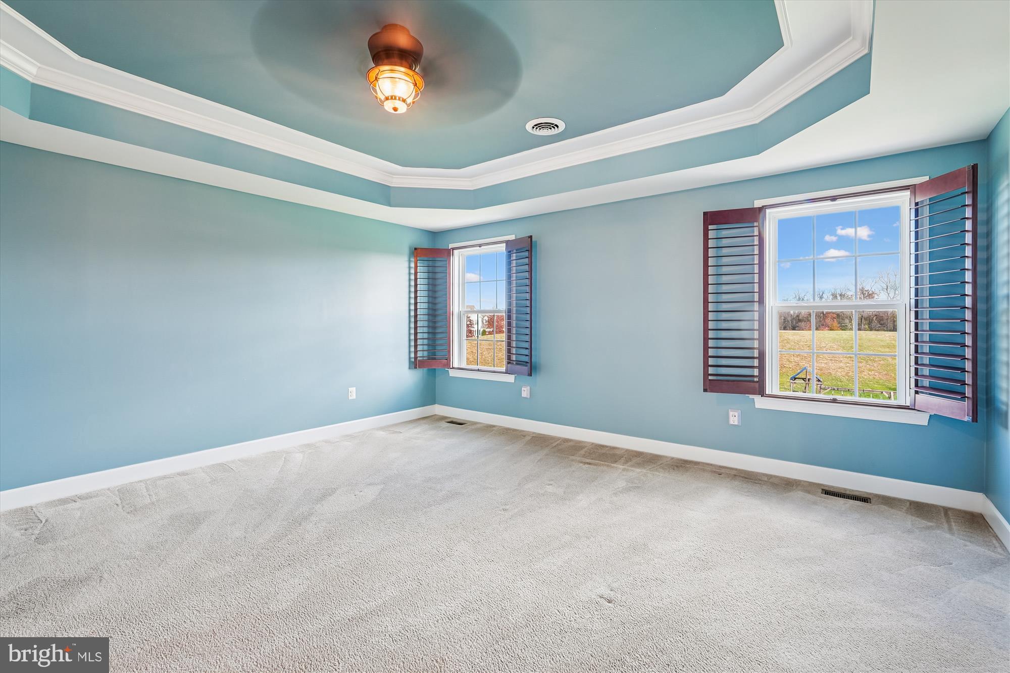 HUNTLEIGH AT CREIGHTON FARMS - Residential