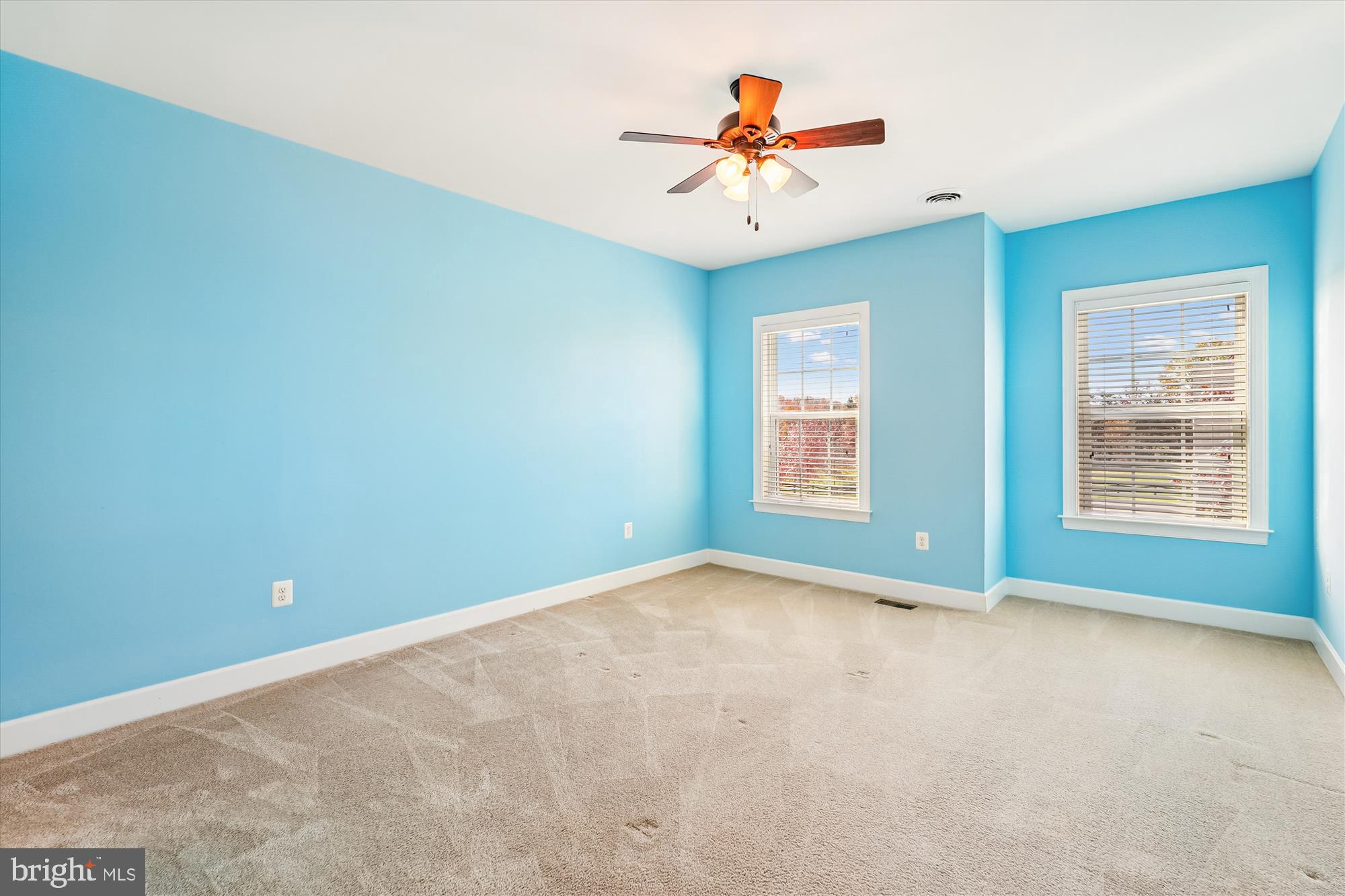 HUNTLEIGH AT CREIGHTON FARMS - Residential