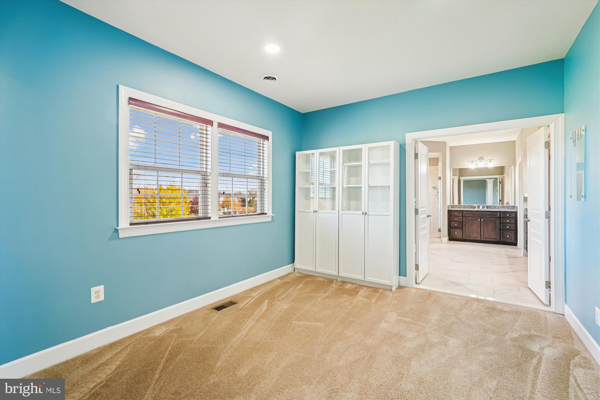 HUNTLEIGH AT CREIGHTON FARMS - Residential