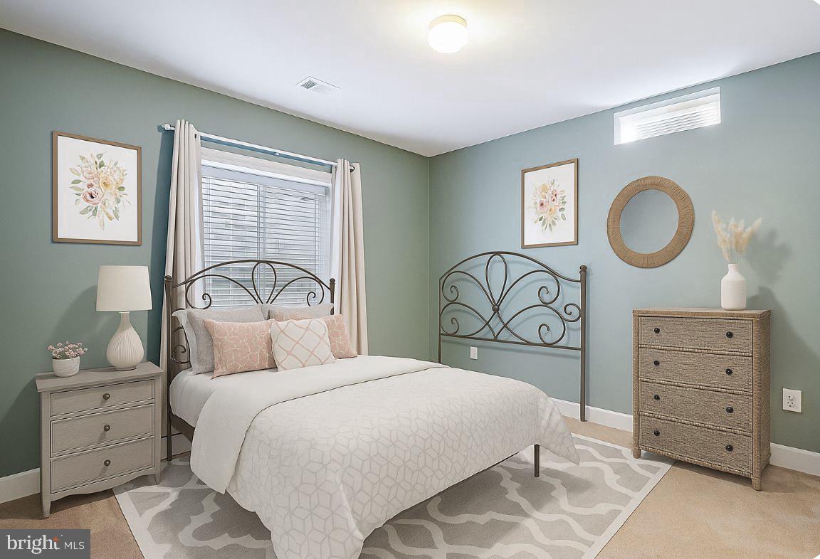 CREIGHTON FARMS - Residential