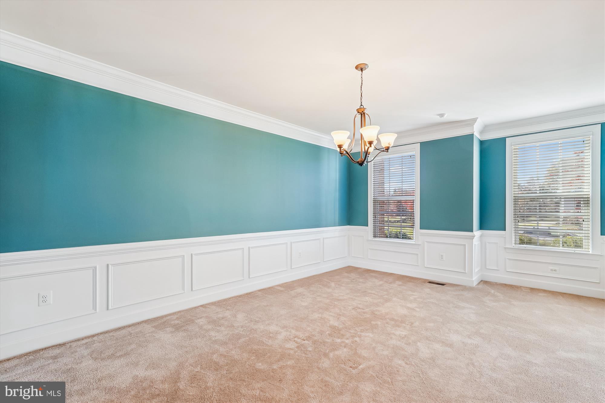 HUNTLEIGH AT CREIGHTON FARMS - Residential