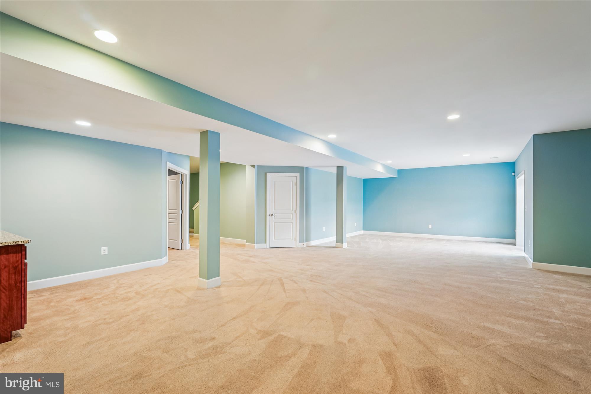 HUNTLEIGH AT CREIGHTON FARMS - Residential