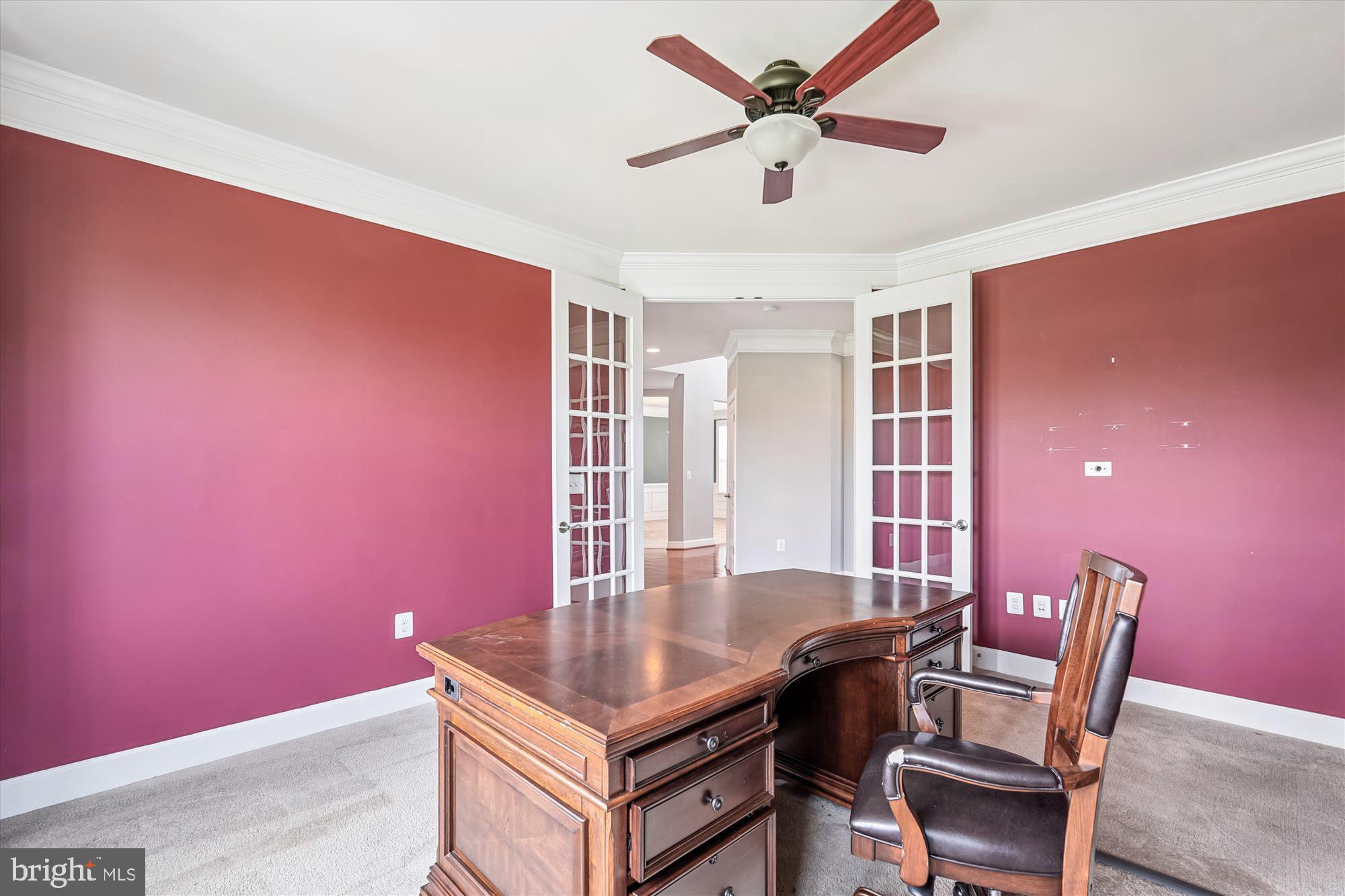 CREIGHTON FARMS - Residential