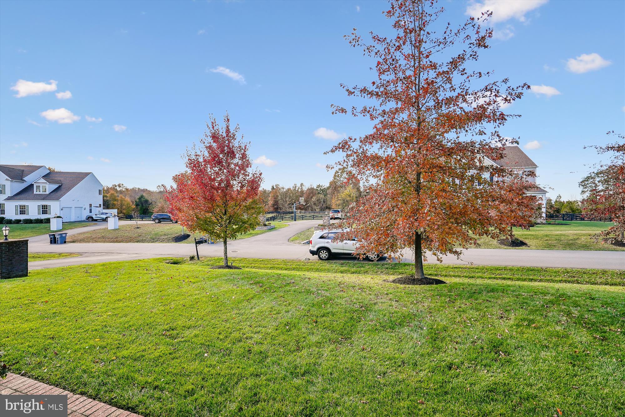 HUNTLEIGH AT CREIGHTON FARMS - Residential