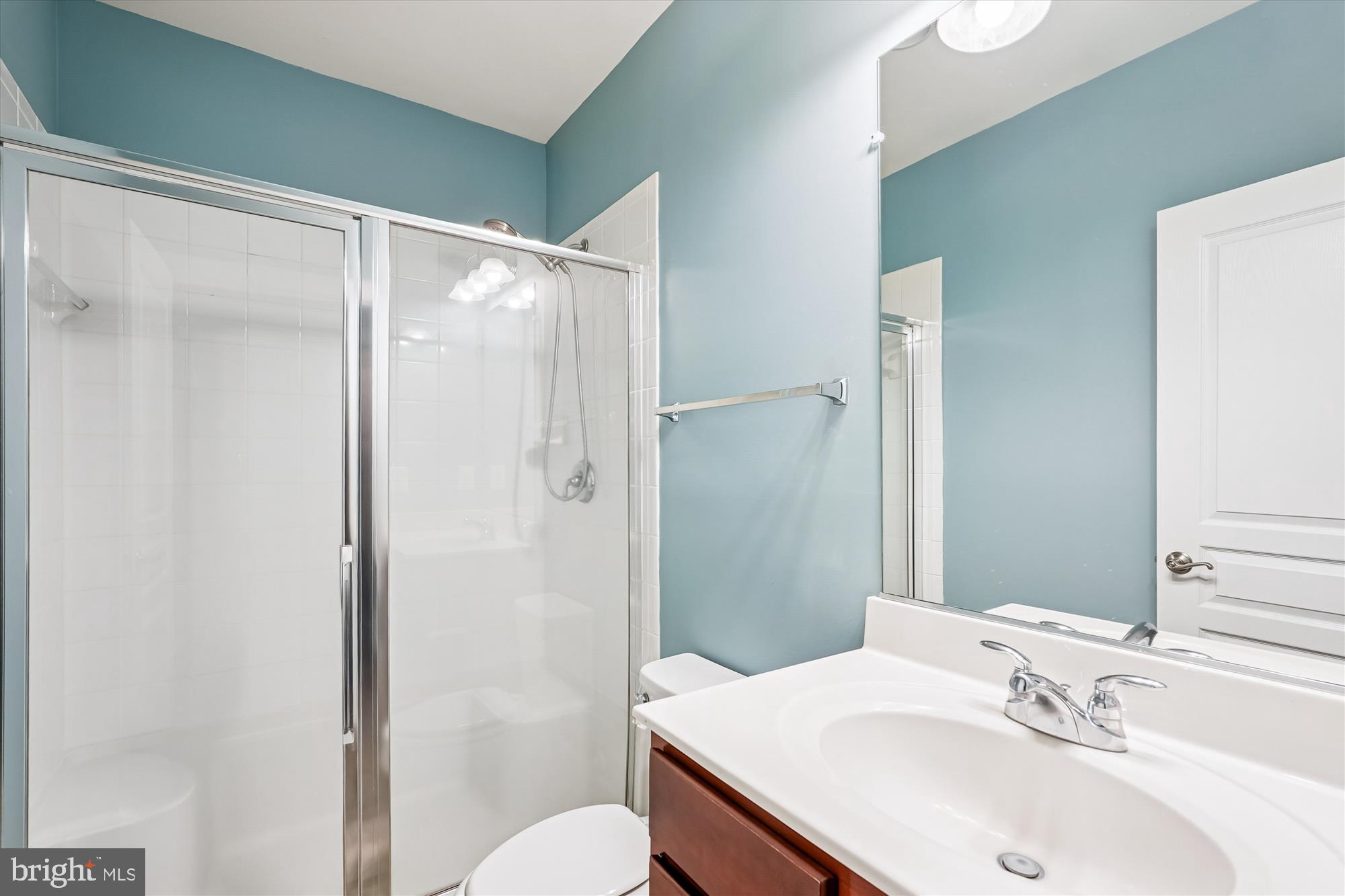 HUNTLEIGH AT CREIGHTON FARMS - Residential