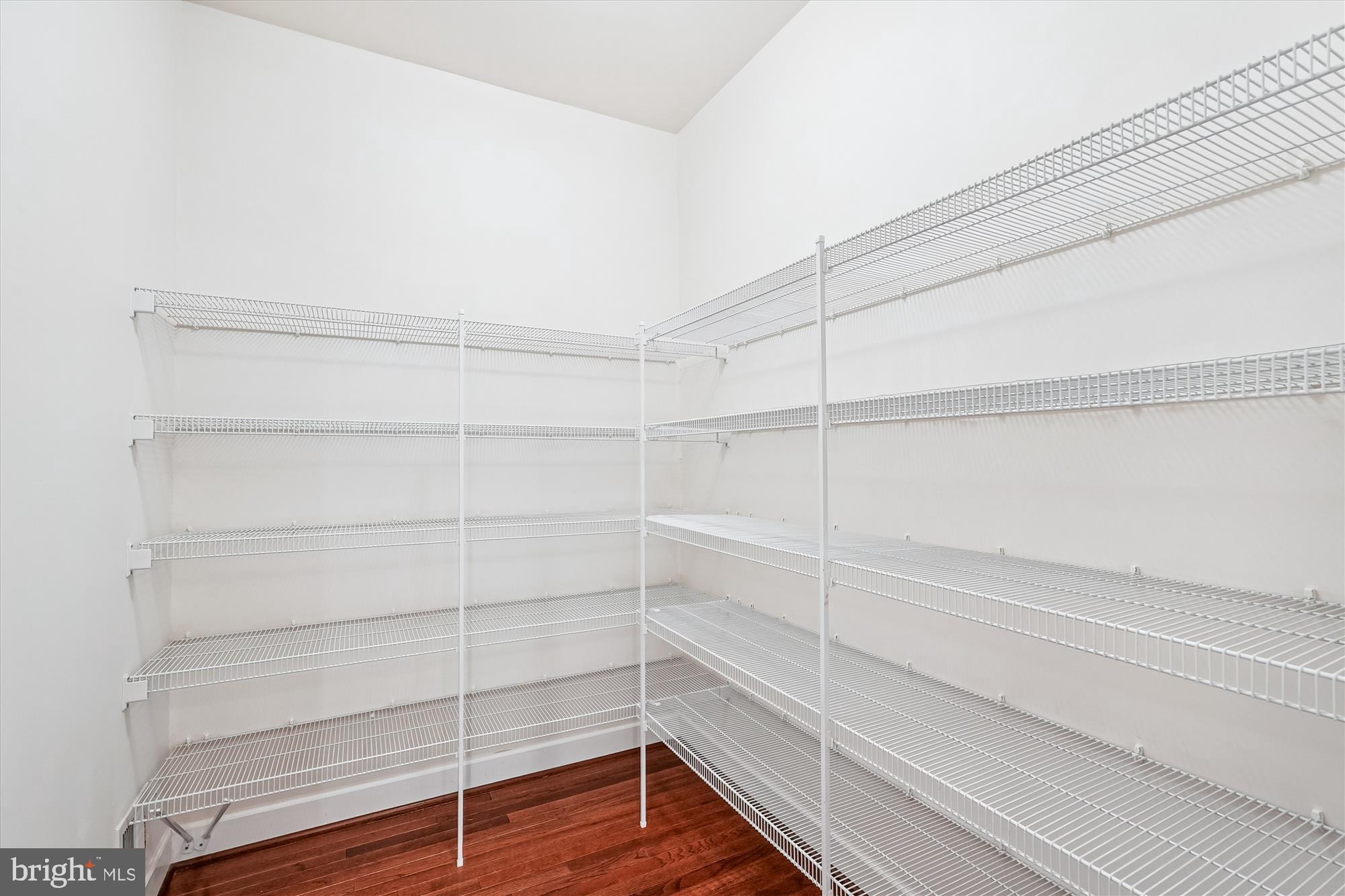 HUNTLEIGH AT CREIGHTON FARMS - Residential