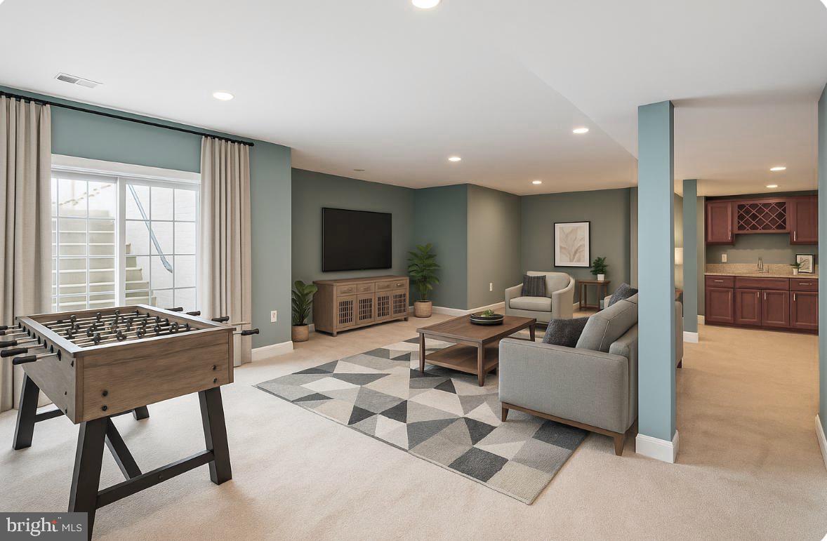 CREIGHTON FARMS - Residential