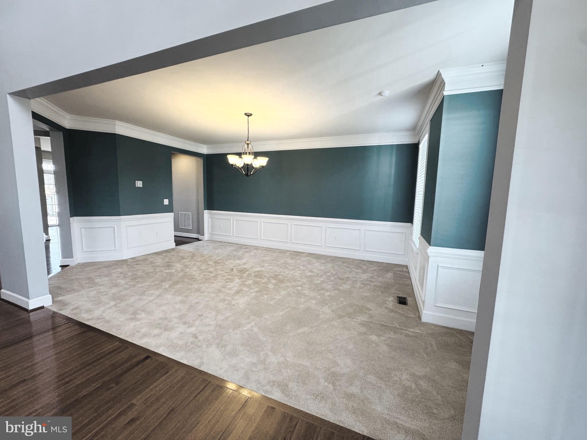 CREIGHTON FARMS - Residential