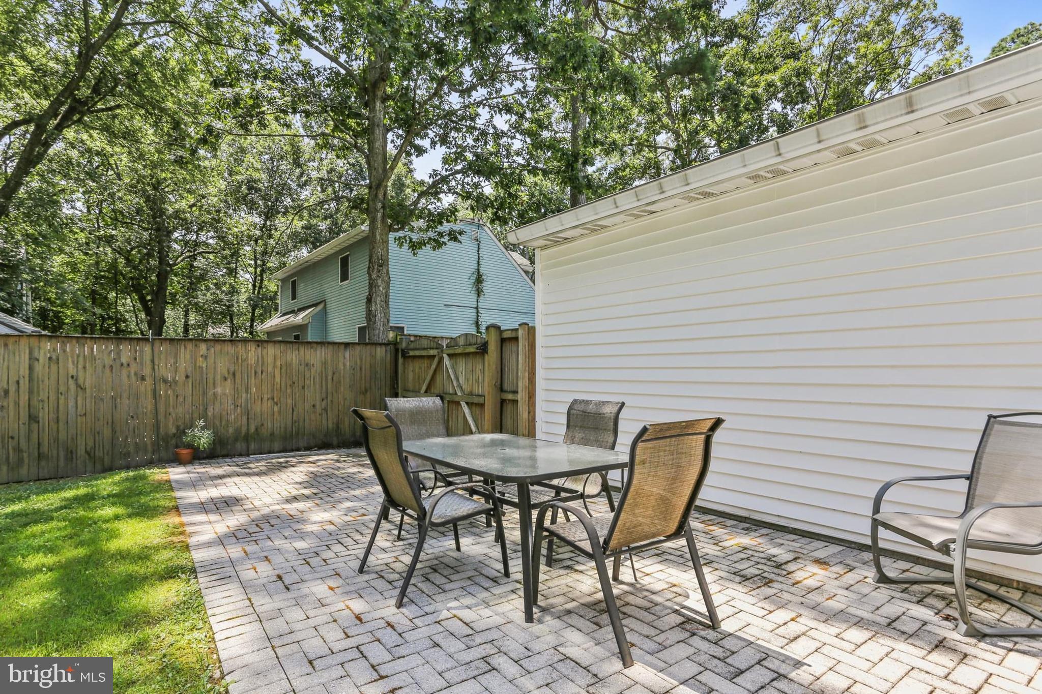 KENT ISLAND ESTATES - Residential