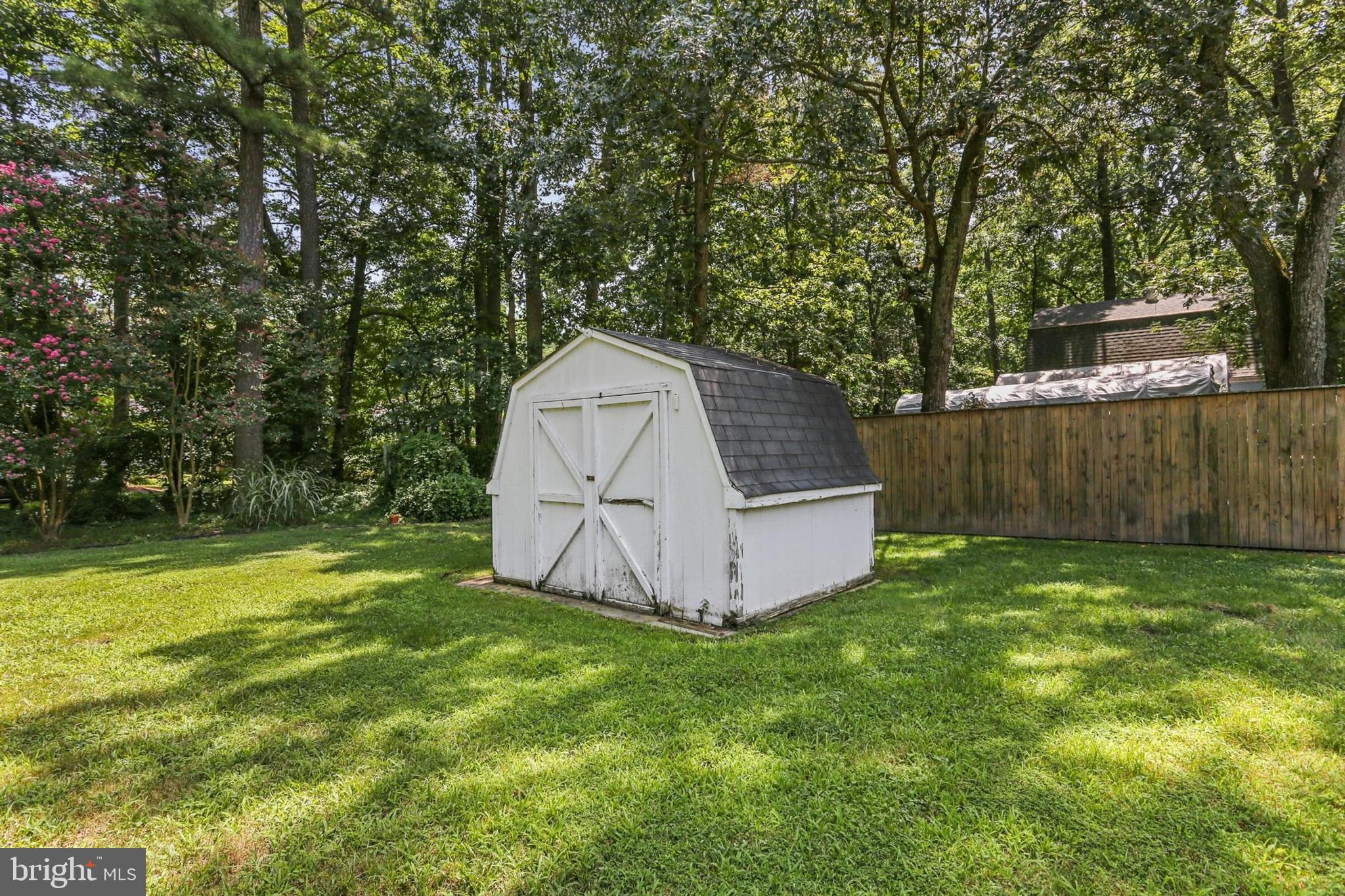 KENT ISLAND ESTATES - Residential