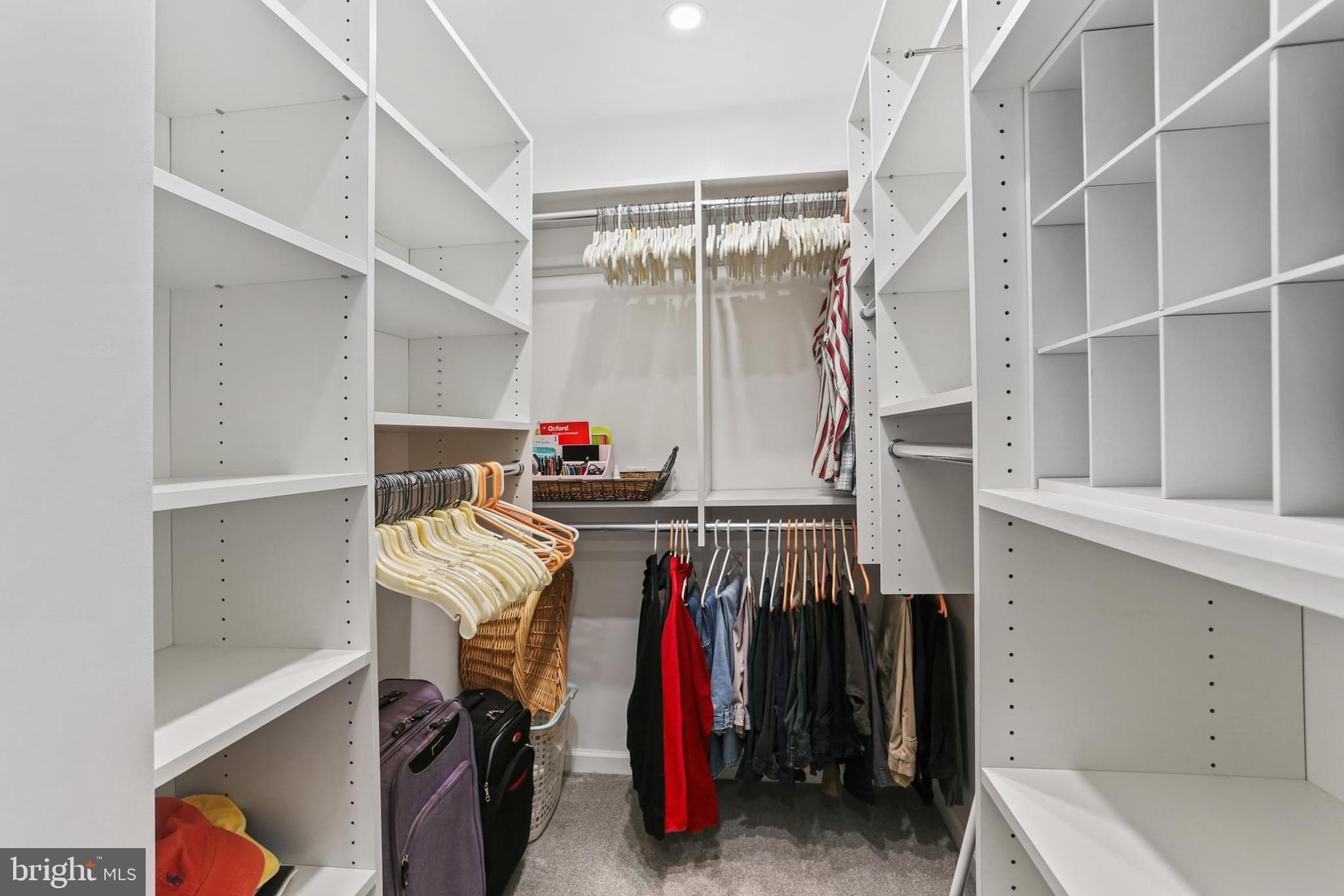 KENT ISLAND ESTATES - Residential