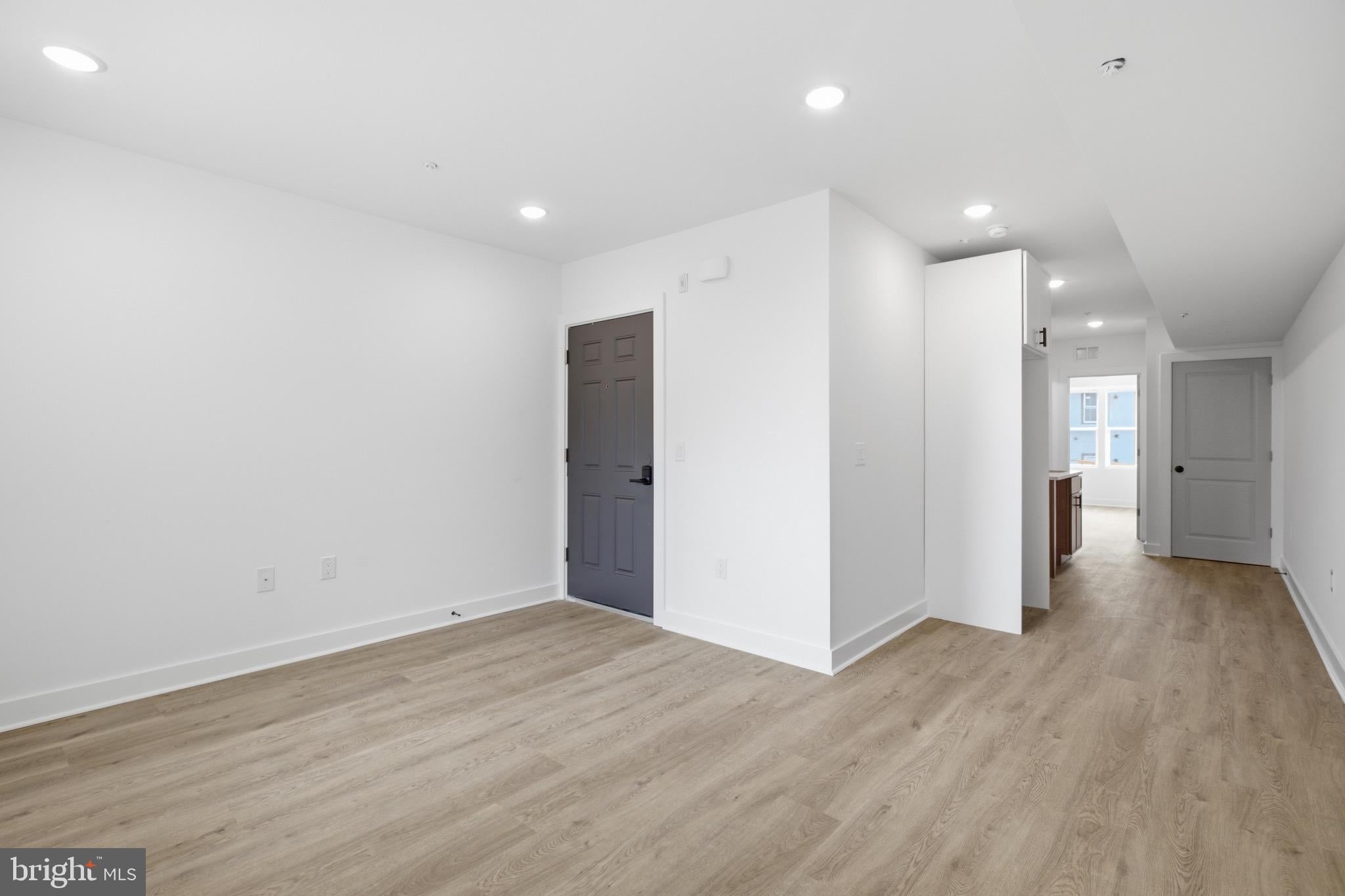 2216 N FRANKLIN STREET 2