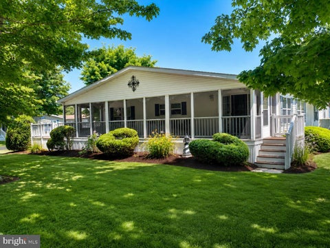 Mobile Home For Sale - 33288 Arrowood Cove #2726<br/> LONG NECK, DE 19966