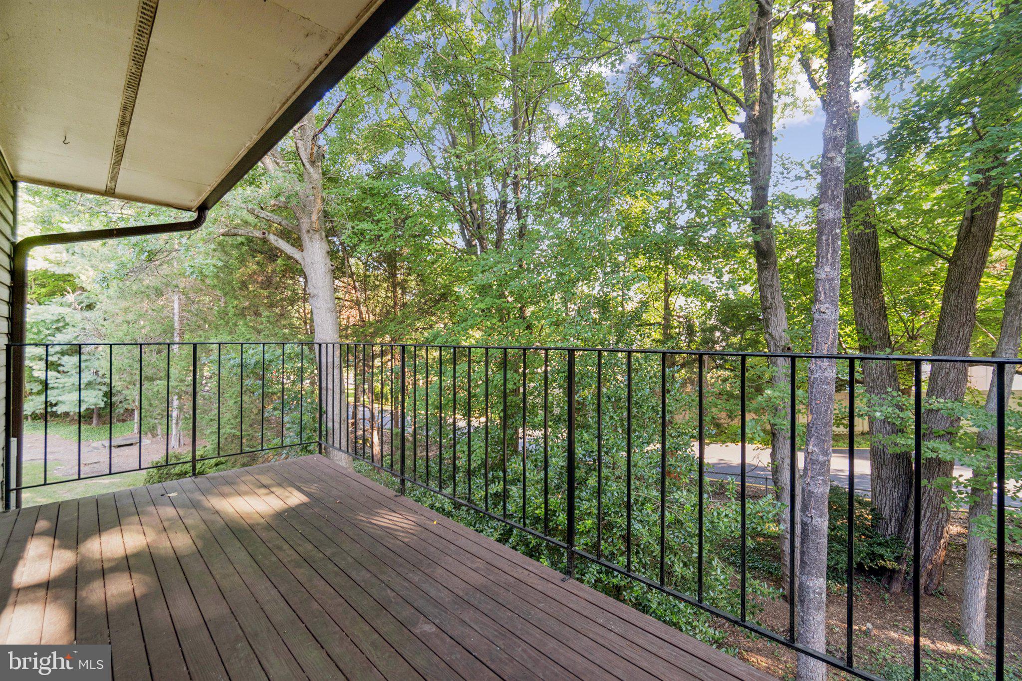 GLEN HOLLOW - Residential