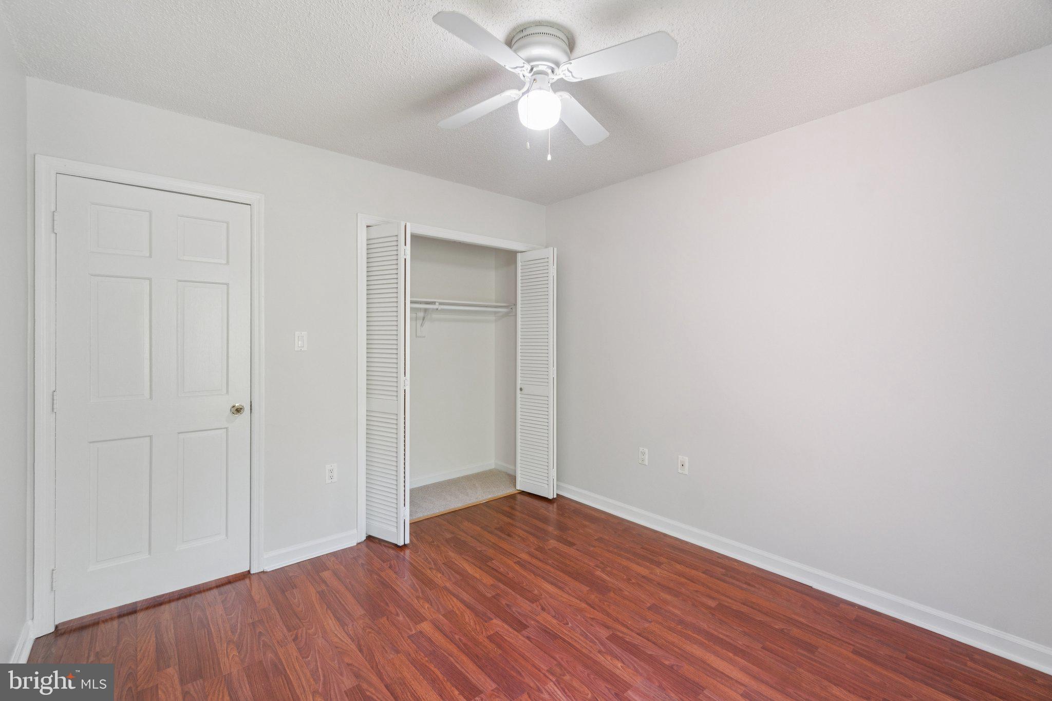 GLEN HOLLOW - Residential